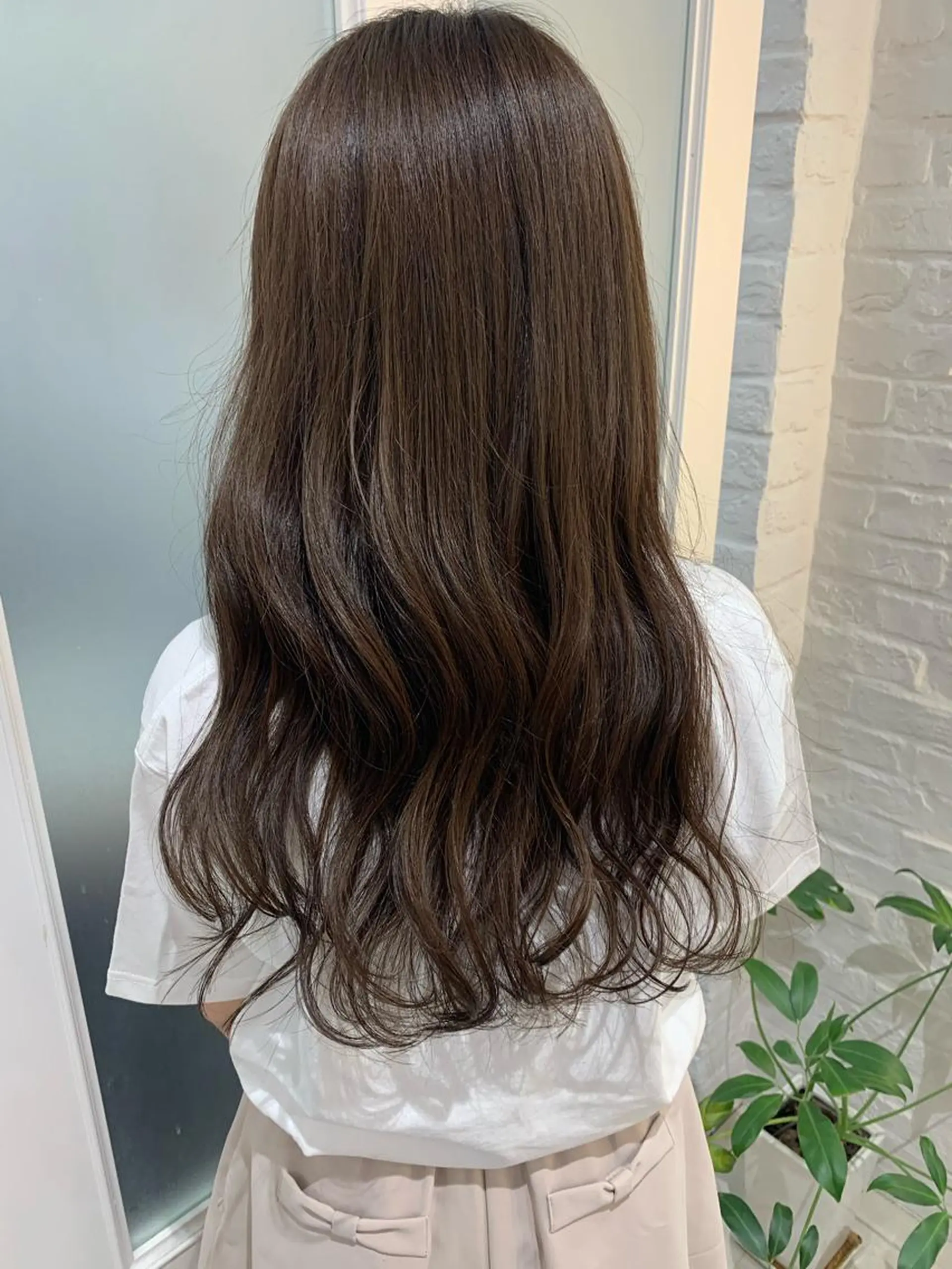 ロング 米津 優花のヘアスタイル