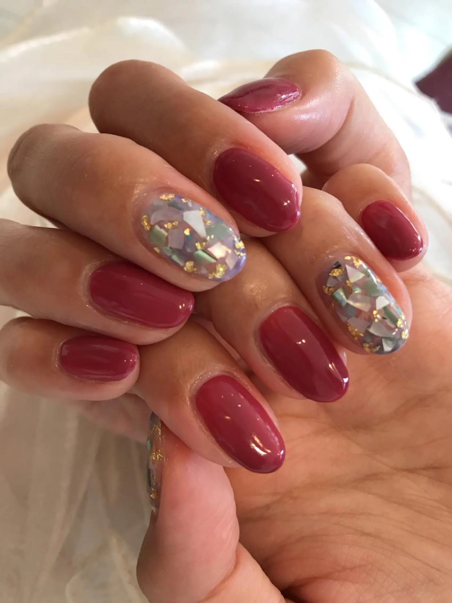 ネイル ハンドネイル ネイル ティアラのネイルデザイン