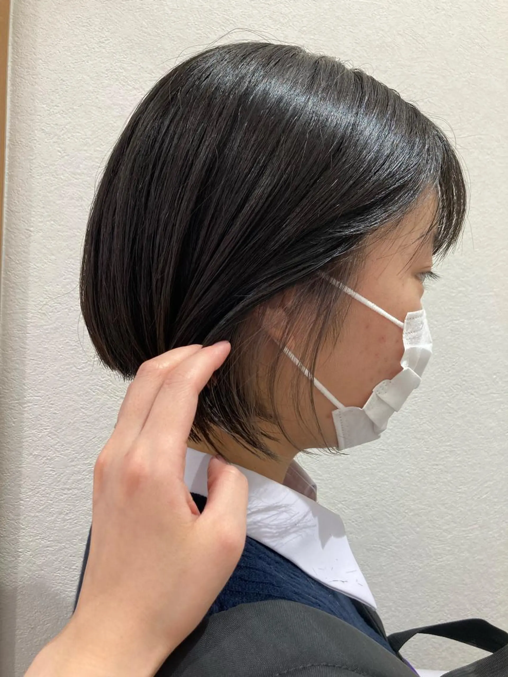 ショート カラー ベージュカラー ヘアカラー 野村 さなみ✨ぱっつんボブのヘアスタイル