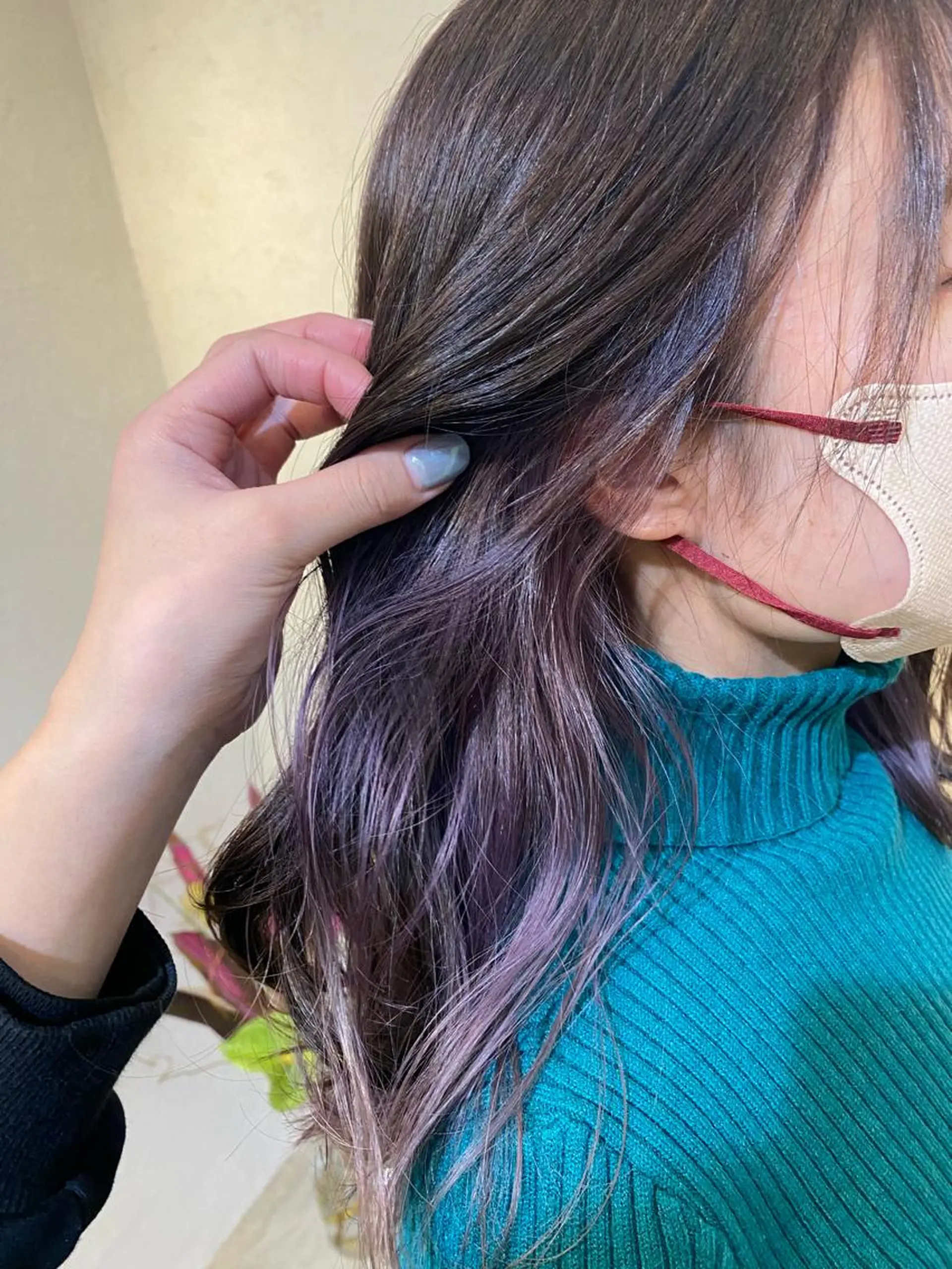 セミロング パープルカラー ヘアカラー cassette.所属・名古屋カットモデル Ayanoのヘアスタイル