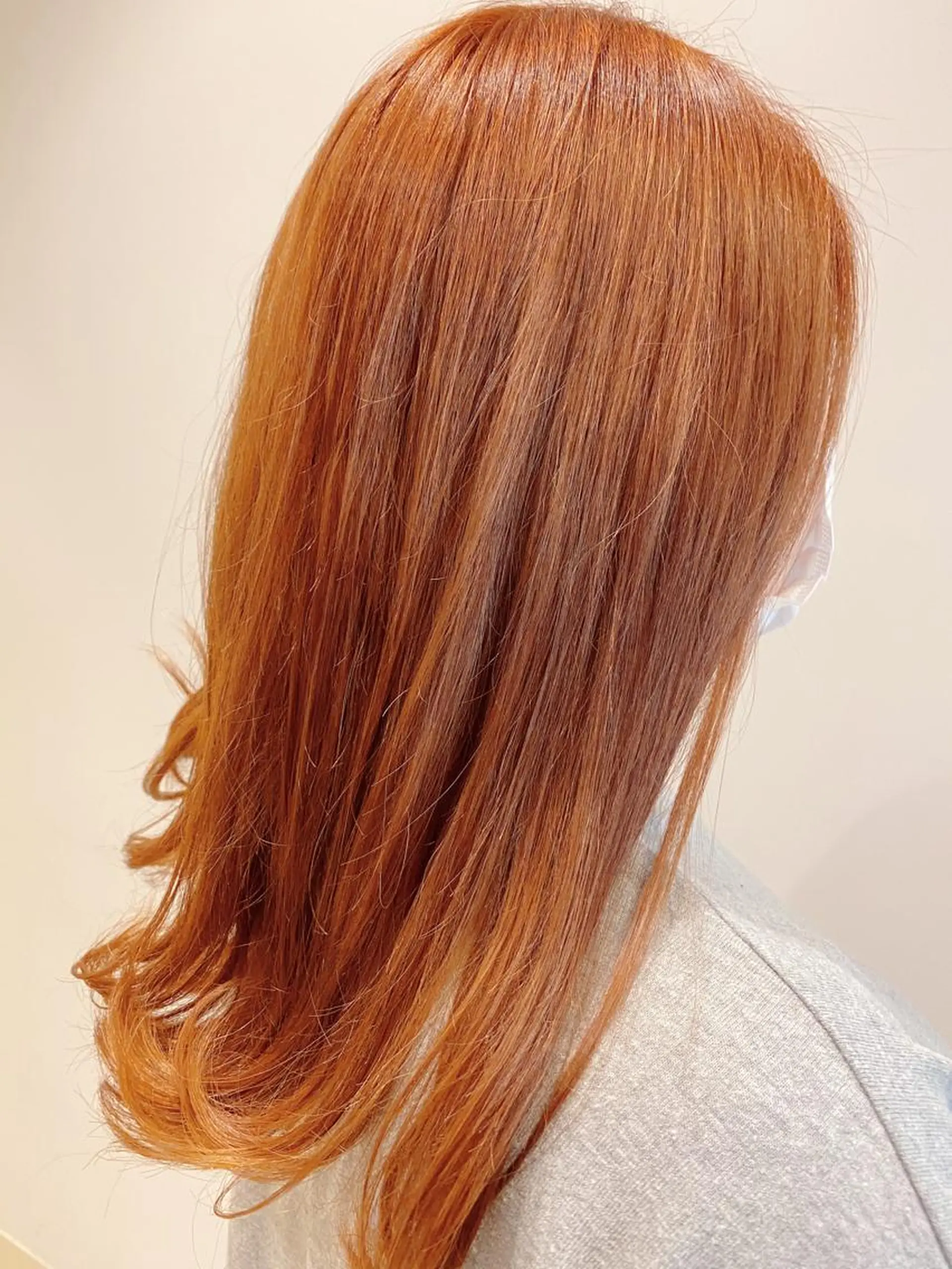 セミロング カラー ダブルカラー オレンジ 🌹艶髪カラー🌹 津田晴加【西荻窪】のヘアスタイル