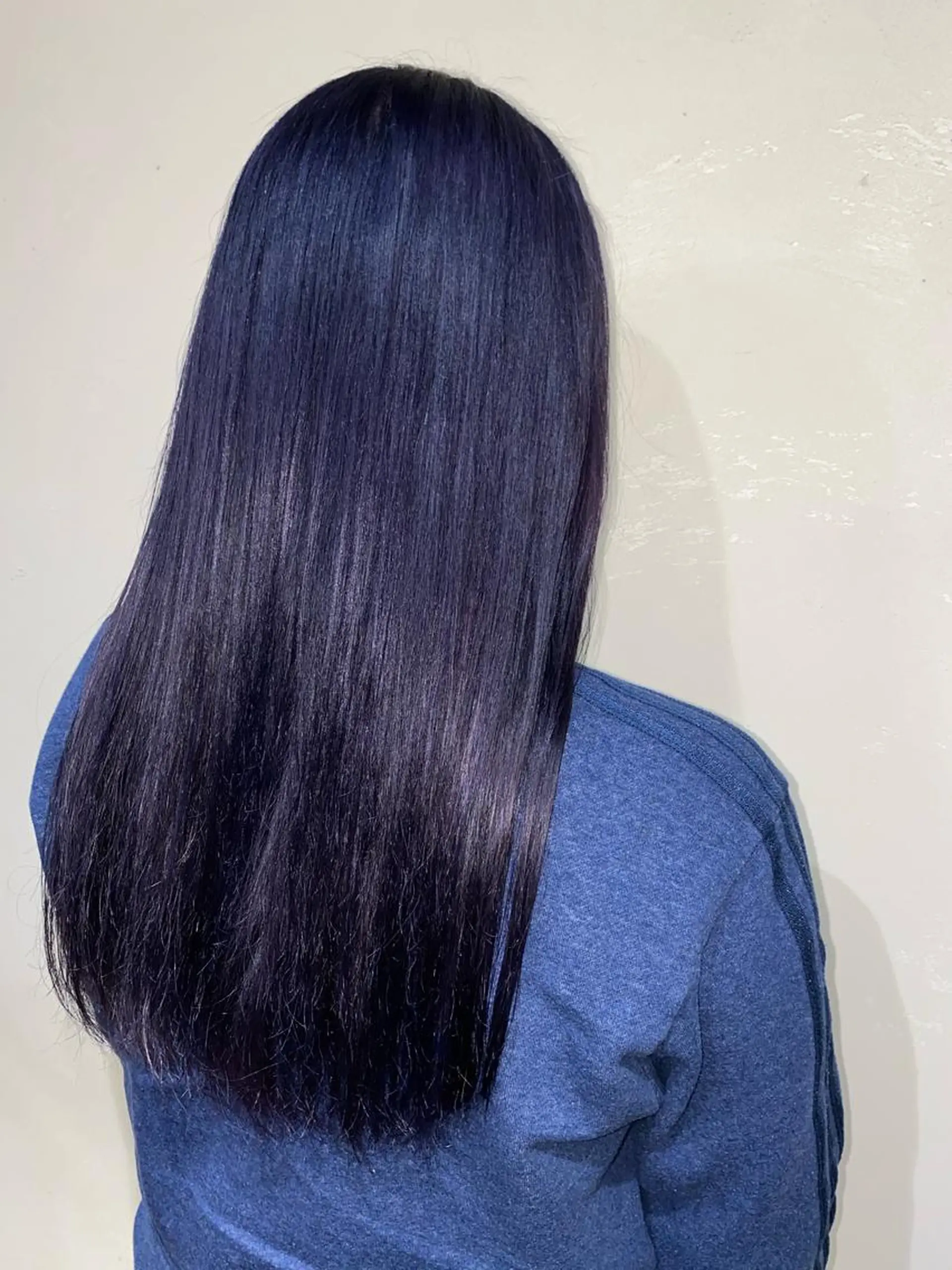 ロング カラー 小畑 杏実のヘアスタイル