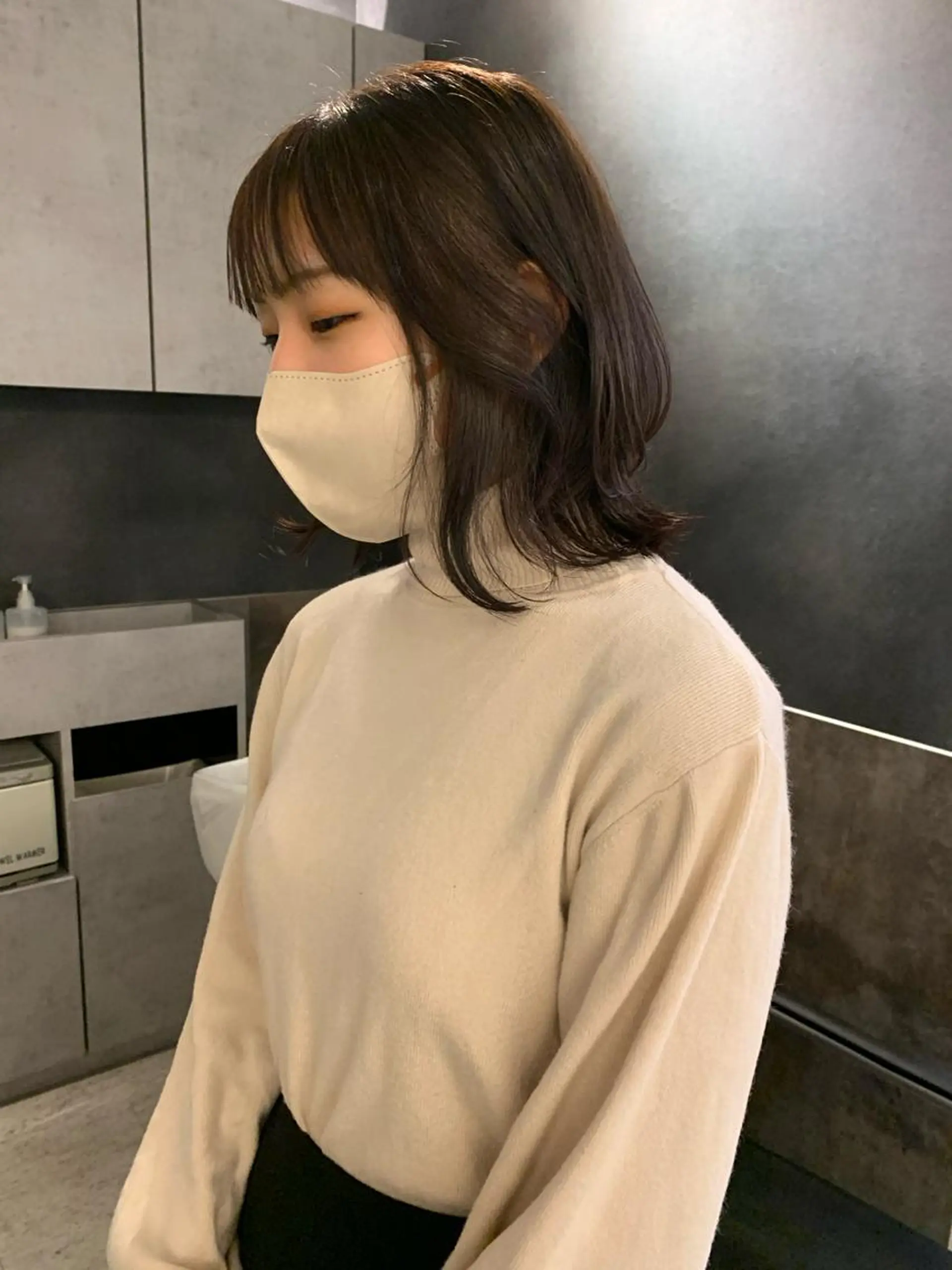 ミディアム カラー カット ヘアカラー GO TODAY SHAiRE SALON所属・SAKINO． ベージュカラーのヘアスタイル