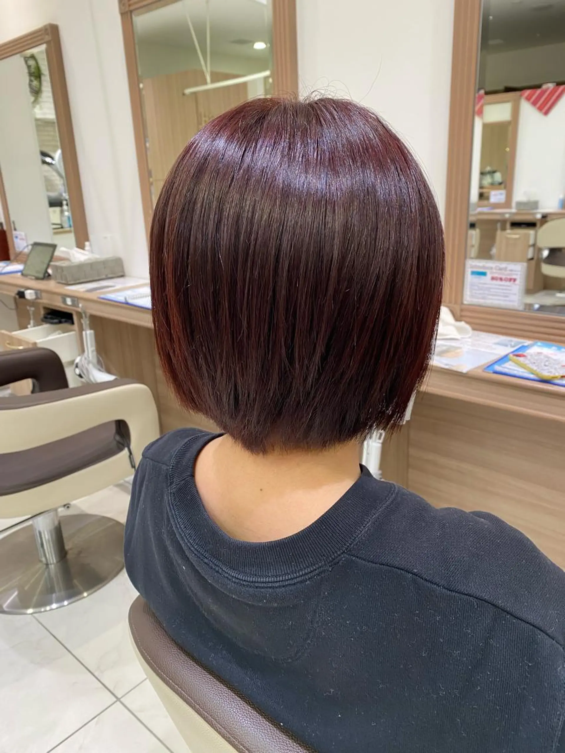 ショート カラー カット トリートメント 奥村 美郁子のヘアスタイル