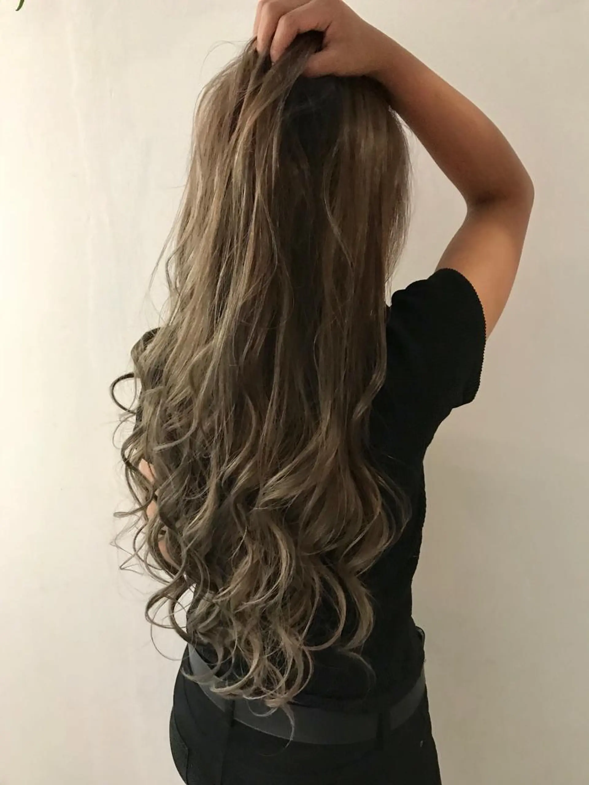 ロング カラー ブリーチ 透明感カラー グレージュ ハイライトカラー ブリーチなしカラー カット ヘアカラー 縮毛矯正 トリートメント ヘッドスパ Akua【代表】 Kazumaのヘアスタイル