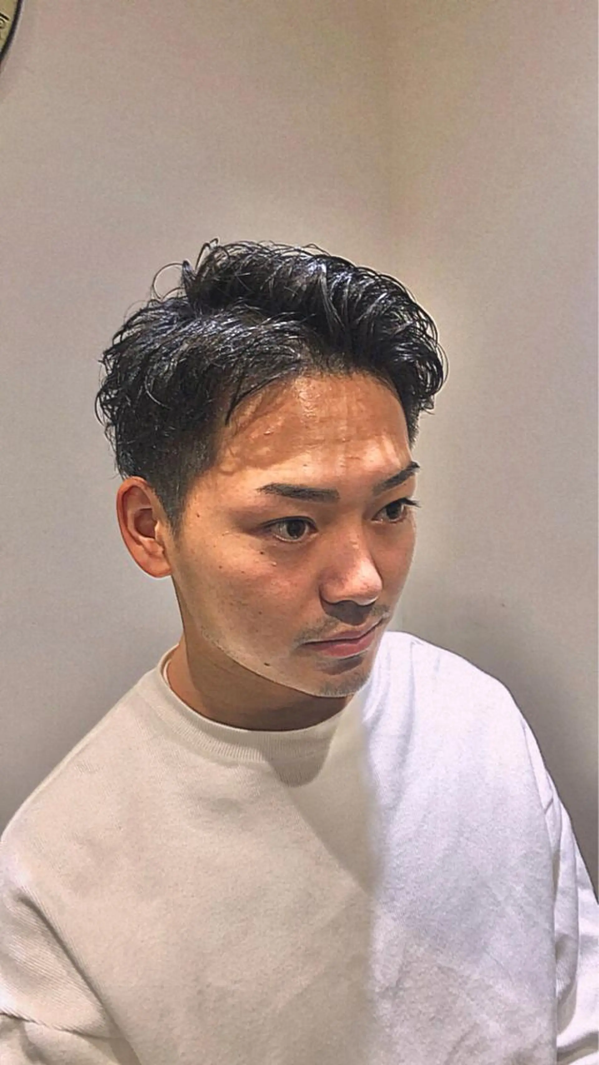 メンズ ヒロ銀座 川崎店所属・ヒロ銀座川崎 志田健介のヘアスタイル