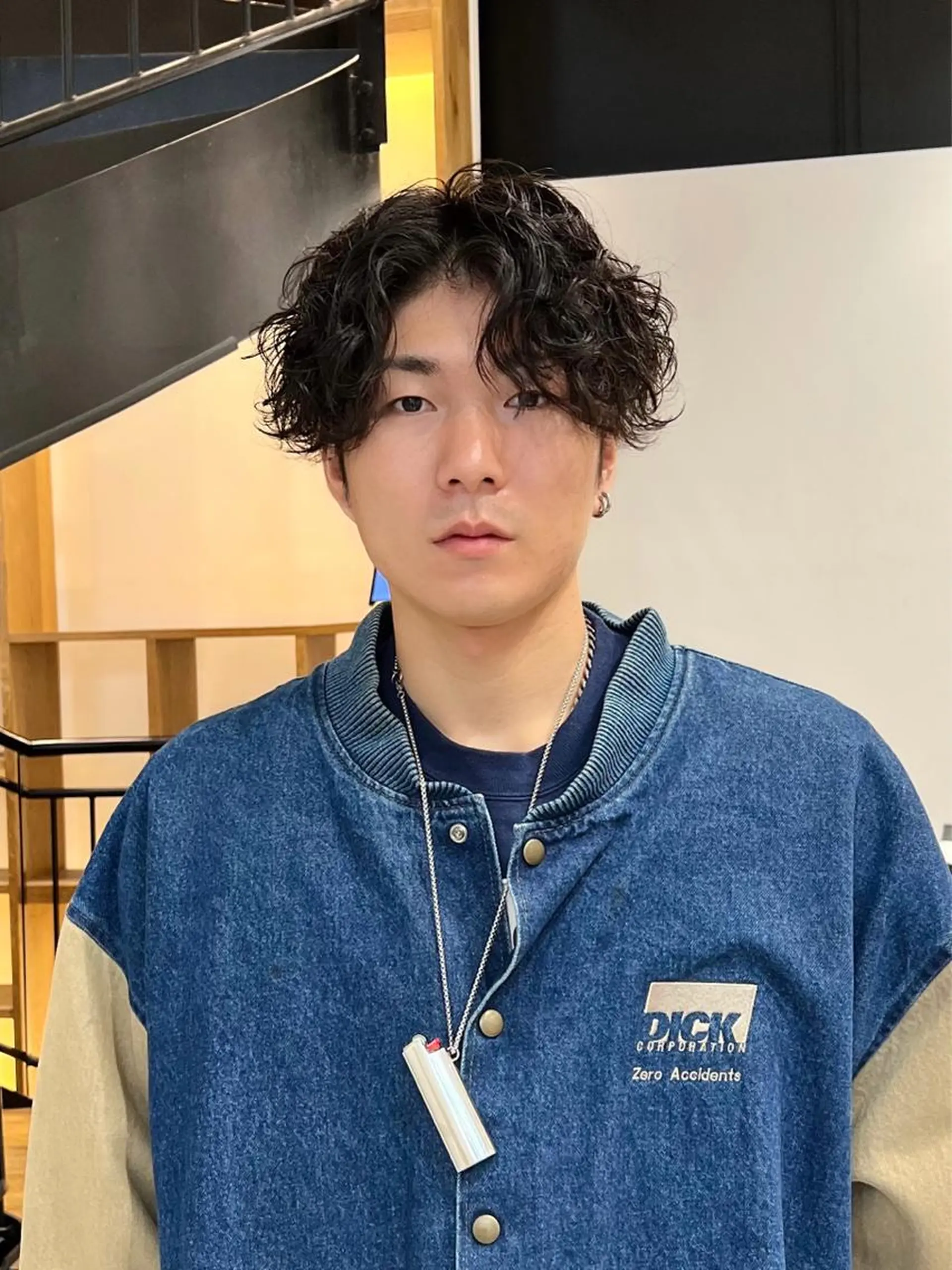 パーマ メンズ メンズパーマ スパイラルパーマ カット パーマ Qin shaire salon 原宿verno店所属・【センターパート】 ETO／江藤翼の眉毛・アイブロウイメージ