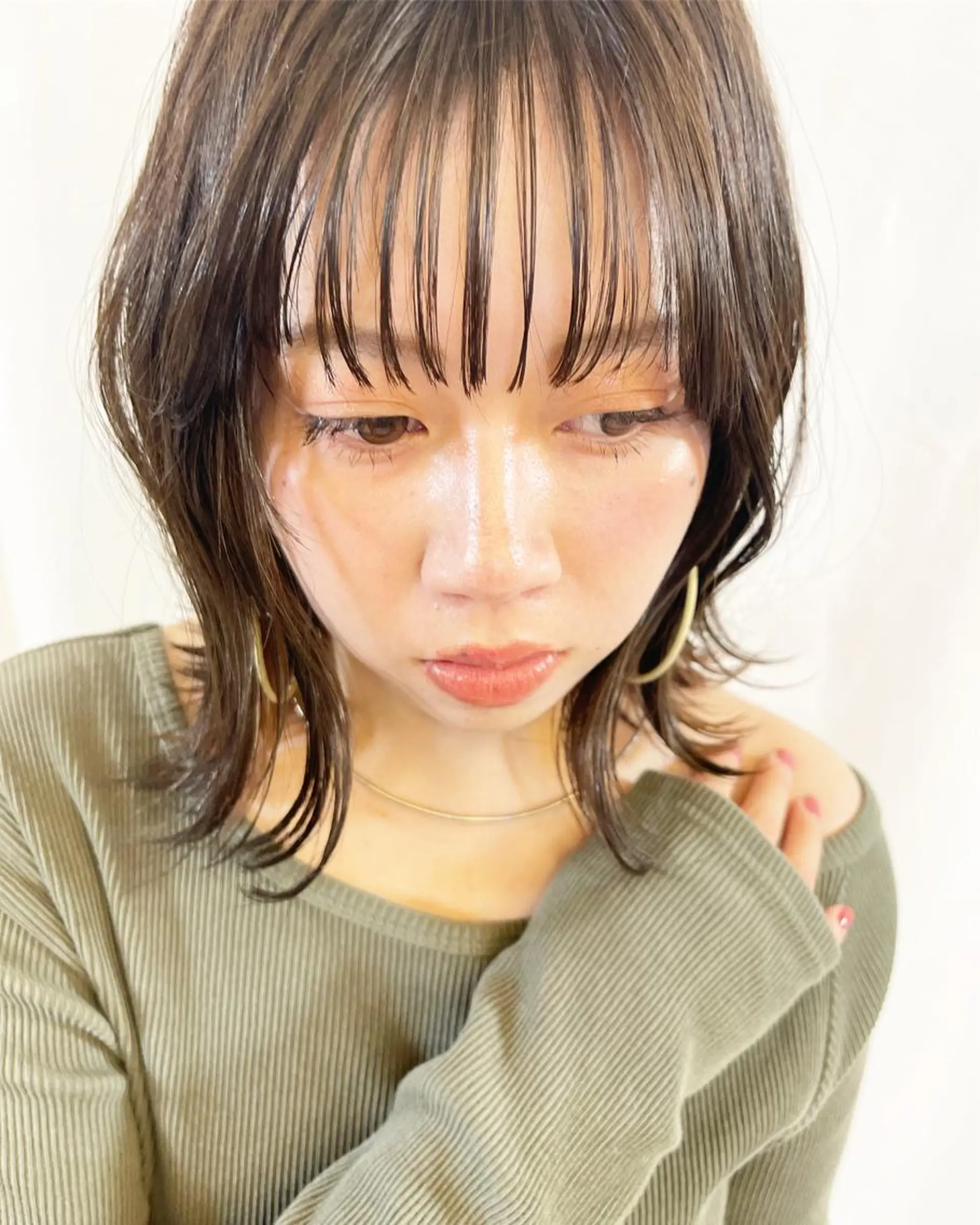 ミディアム 剣持友希/高崎 /ディレクターのヘアスタイル