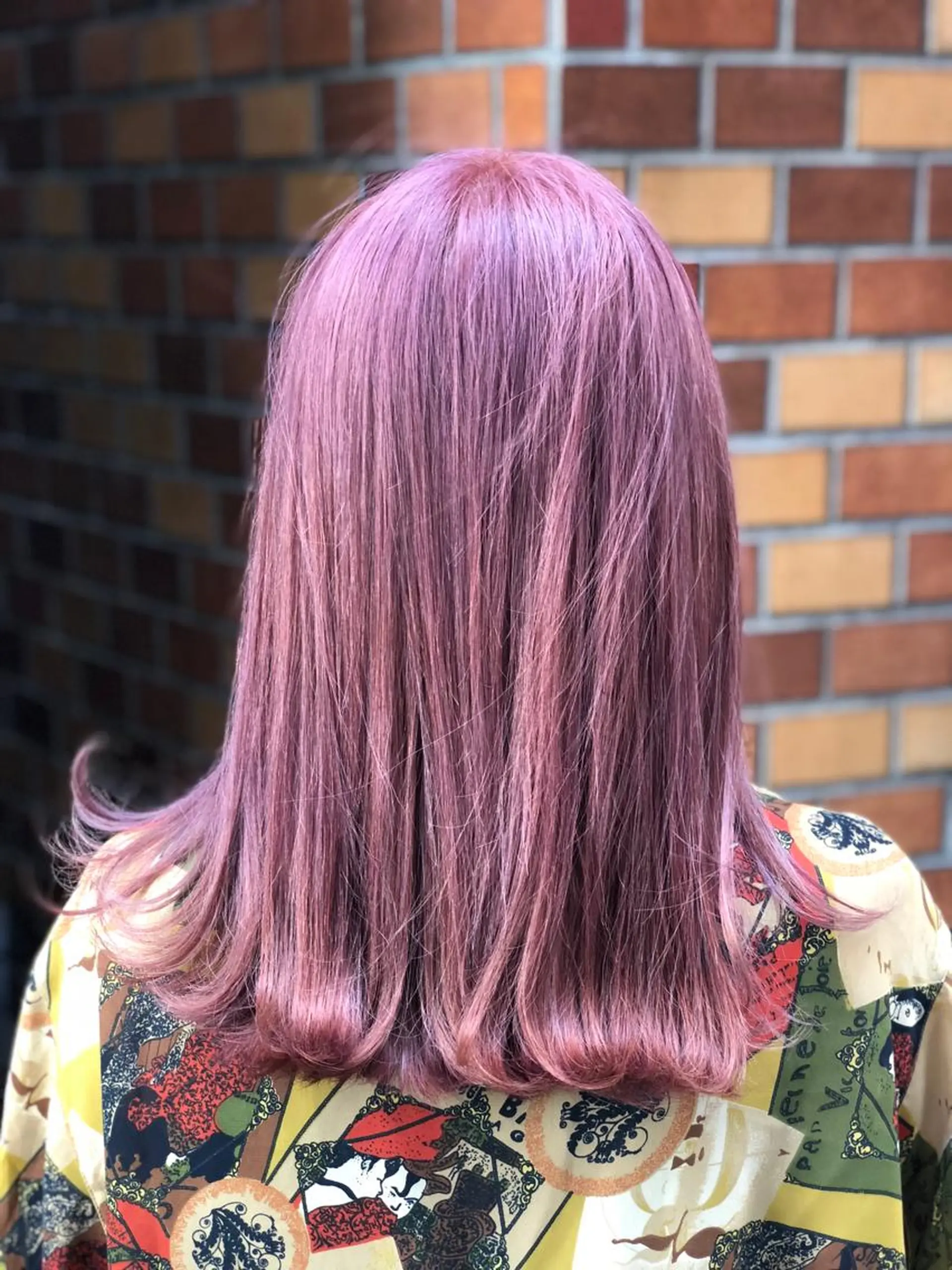 セミロング カラー ブリーチ ダブルカラー インナーカラー ラベンダーカラー ラベンダーピンク TRUNS髪質改善所属・100%髪質改善特化 TRUNSのヘアスタイル