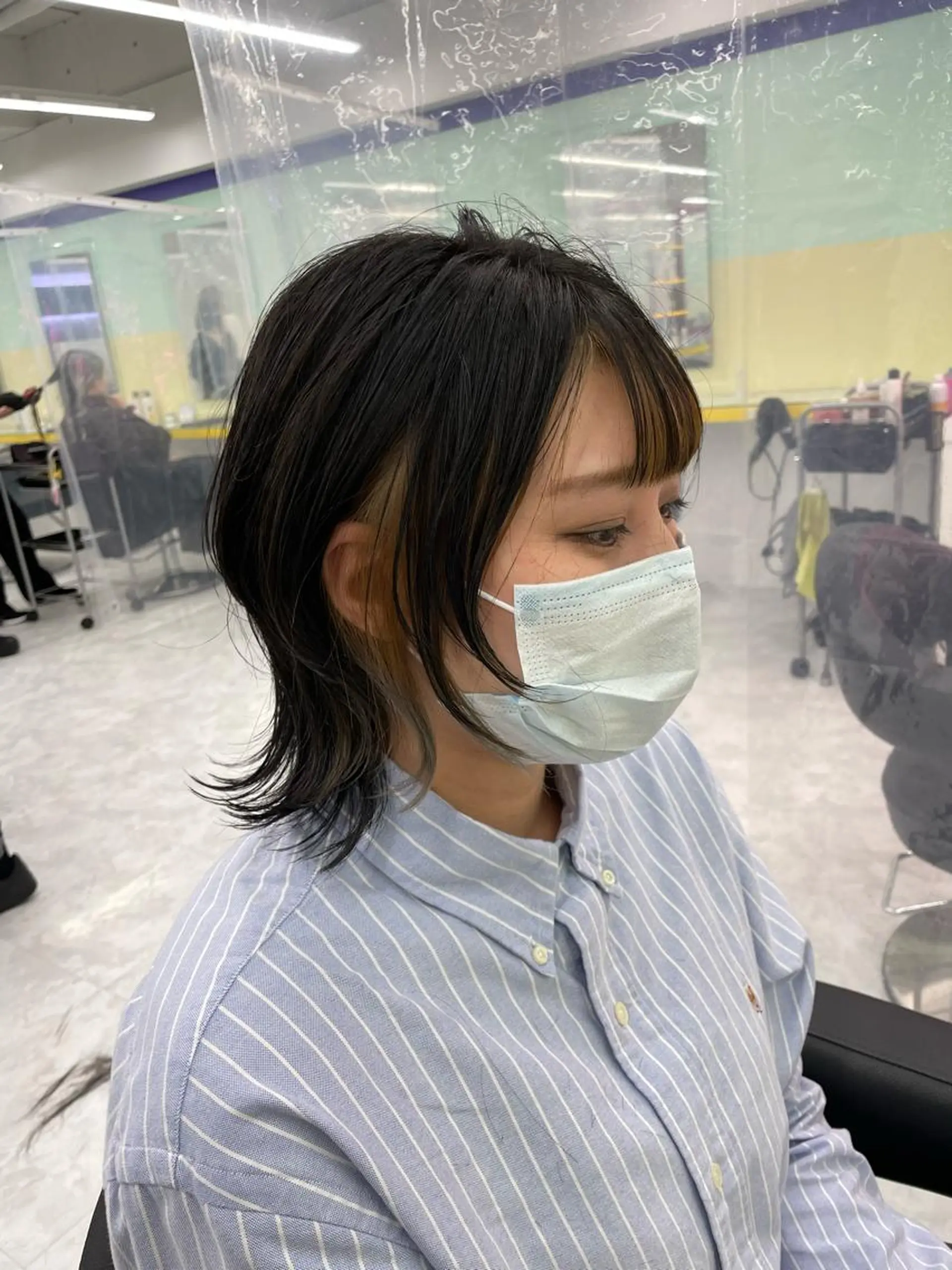 ミディアム カラー パーマ ヘアアレンジ ネイル マツエク・マツパ 韓国風ベージュ🤎 赤みなし🌿横浜🤎のヘアスタイル