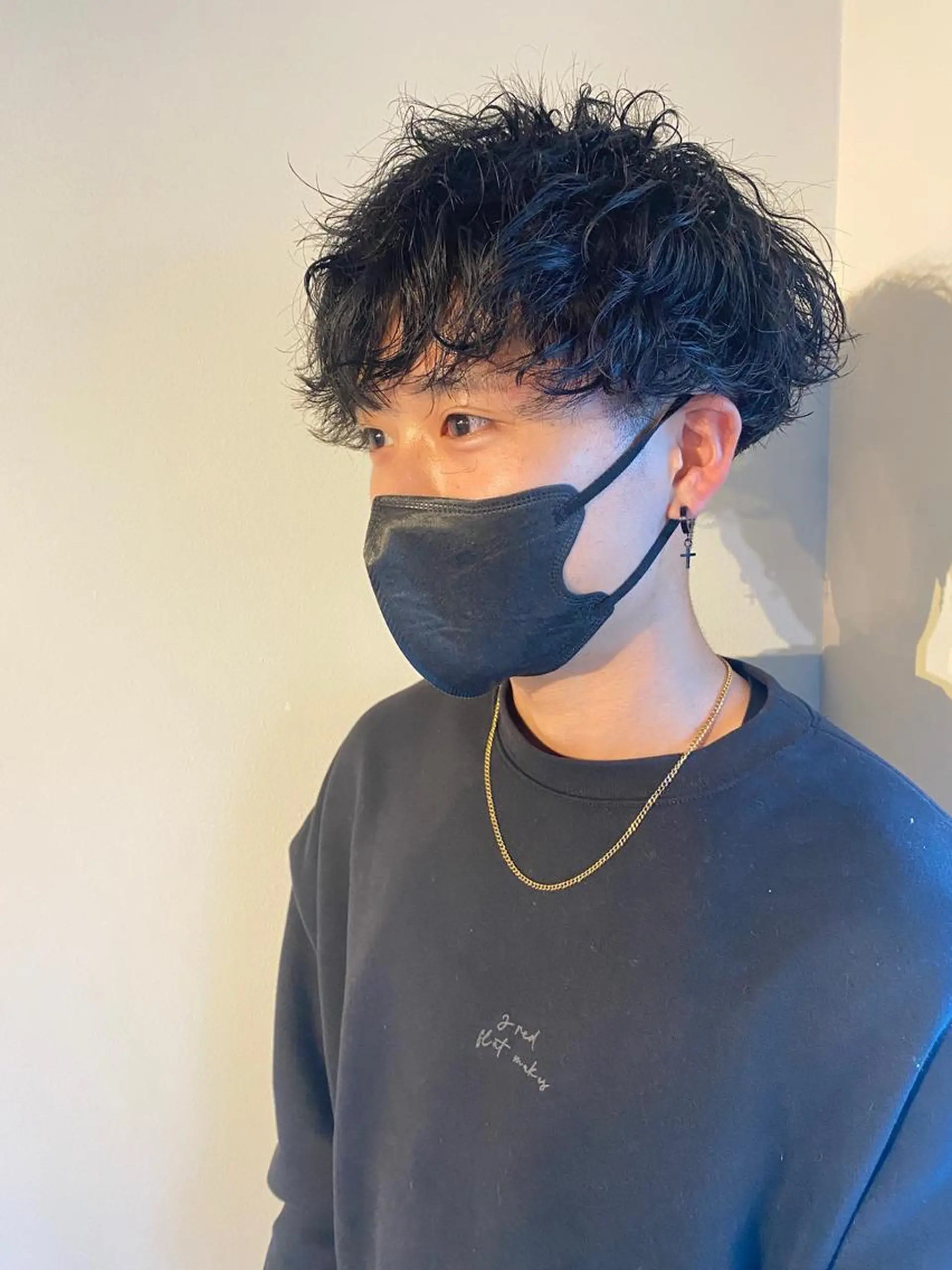 ショート パーマ メンズ メンズブリーチ コンマヘア フェードカット メンズハイライト カルマパーマ カット パーマ トリートメント 🔹YUTA🔹 メンズパーマのヘアスタイル