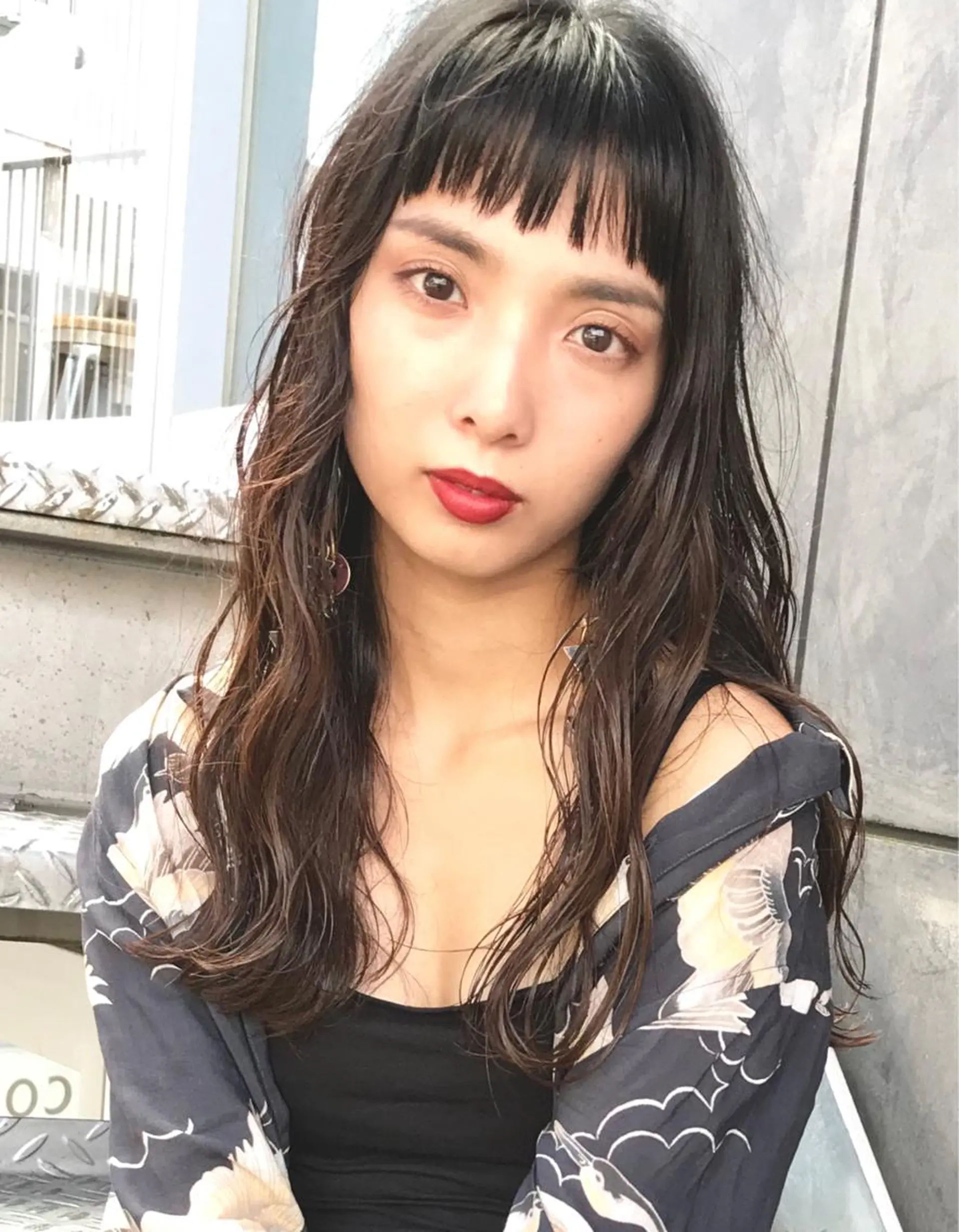 セミロング カラー グレージュ ミント トリートメント TOMOYAレイヤー ブリーチ縮毛矯正のヘアスタイル