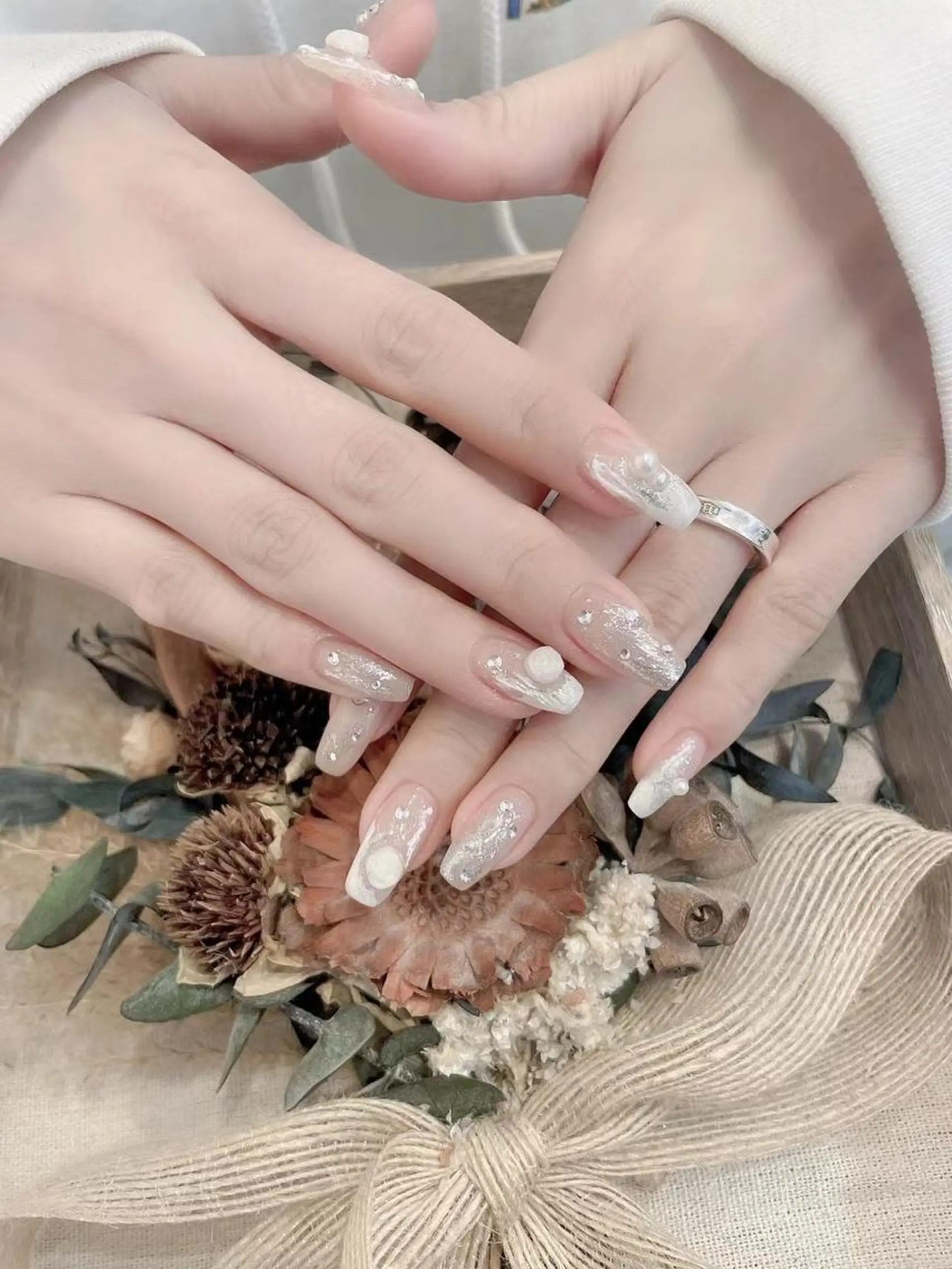 ネイル 春ネイル ホワイト Babarla Nailのネイルデザイン