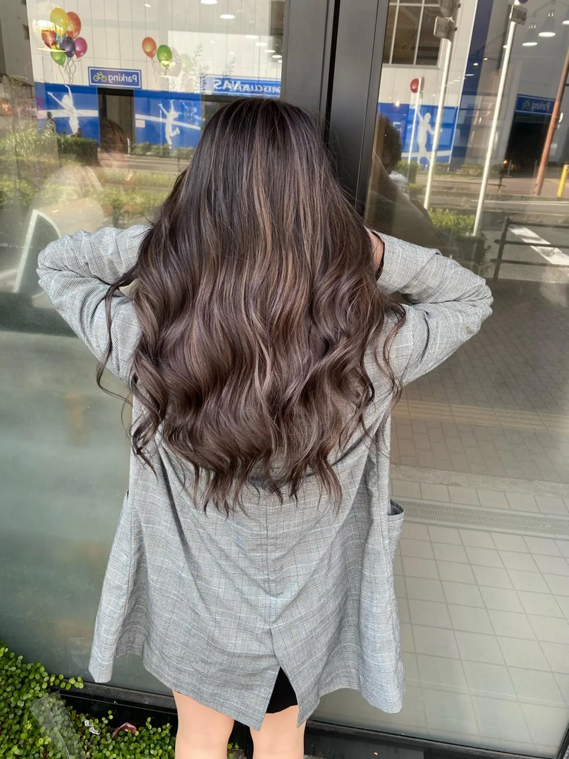 ロング カラー ヘアアレンジ ヘアカラー トリートメント Belle hair Design青野大貴のヘアスタイル