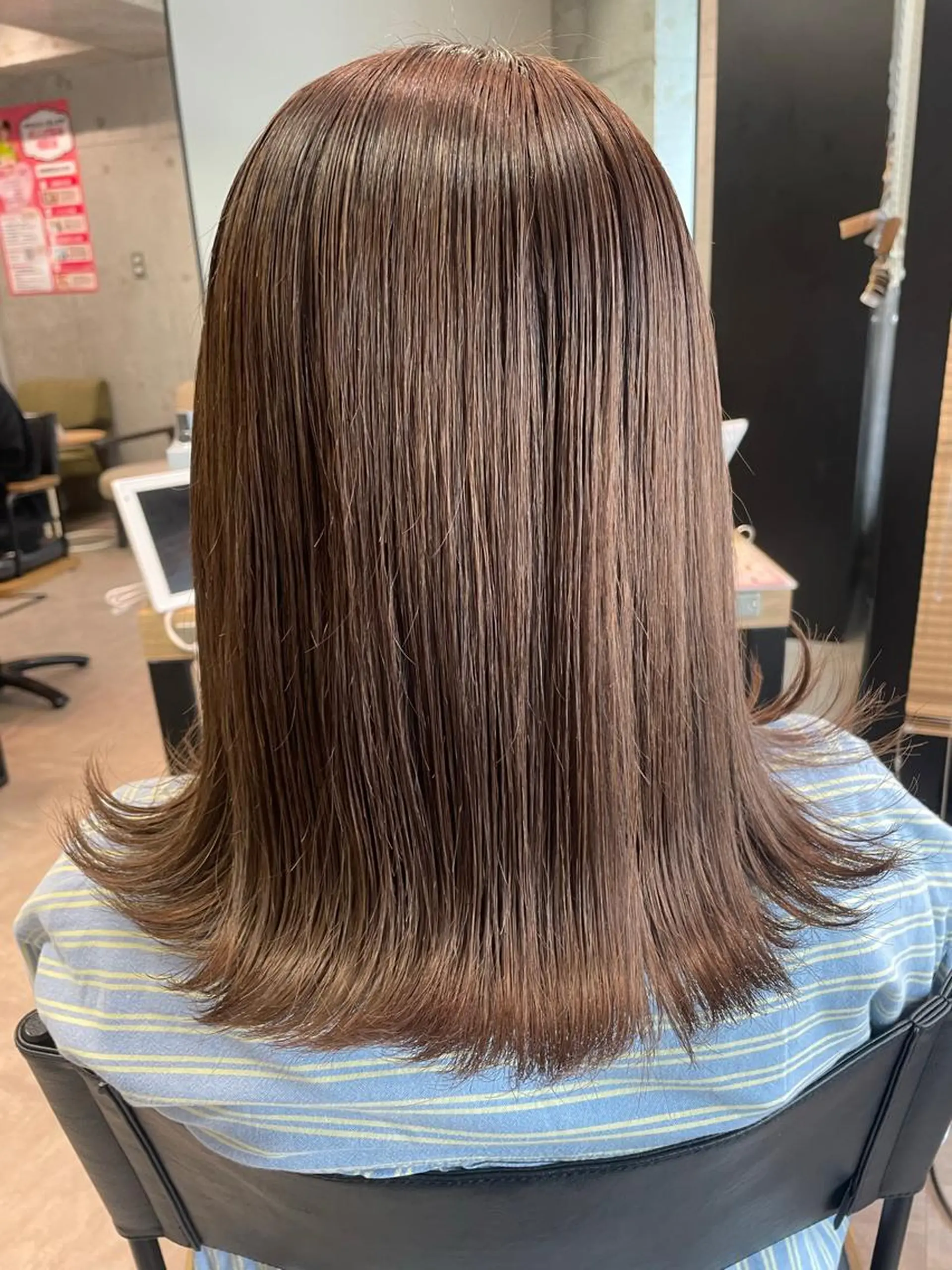 ミディアム カラー PANOLA下北沢所属・PANOLA下北沢 中川夢菜のヘアスタイル