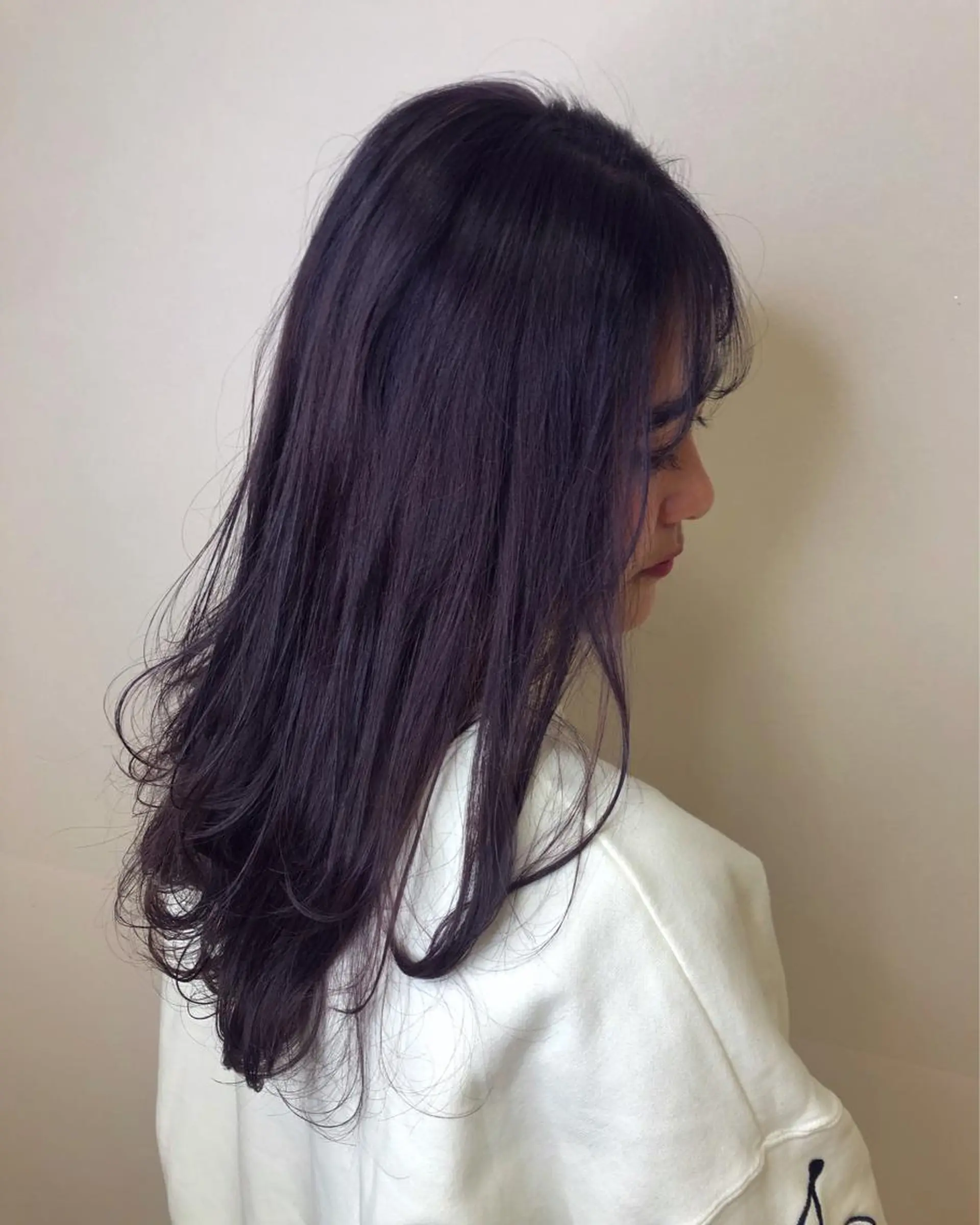 ロング カラー ヘアアレンジ ブリーチ パープルカラー 丸谷 みくのその他イメージ