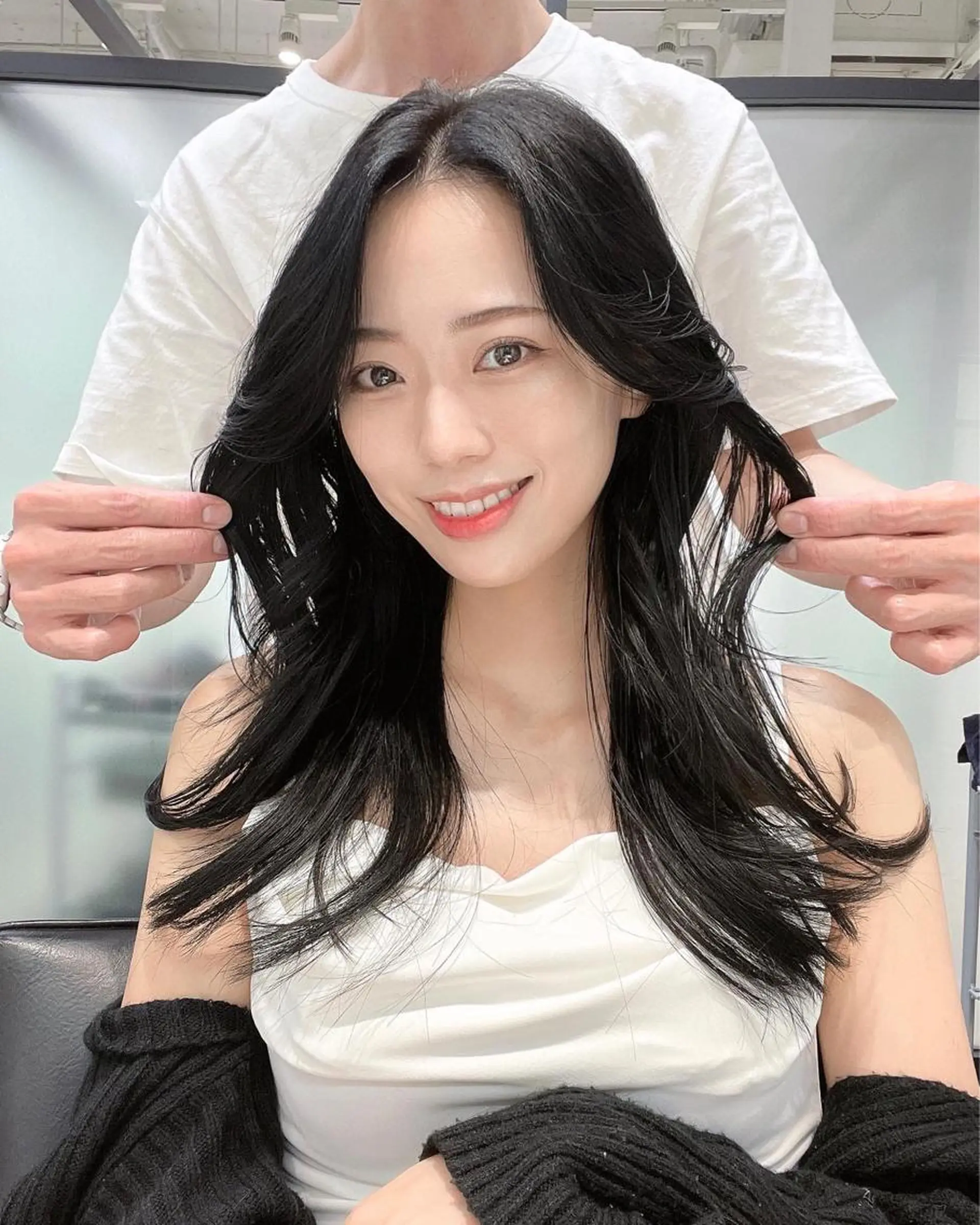 ロング カット ヘアカラー トリートメント 韓国レイヤーカット 髪質改善▫️水野有真のヘアスタイル