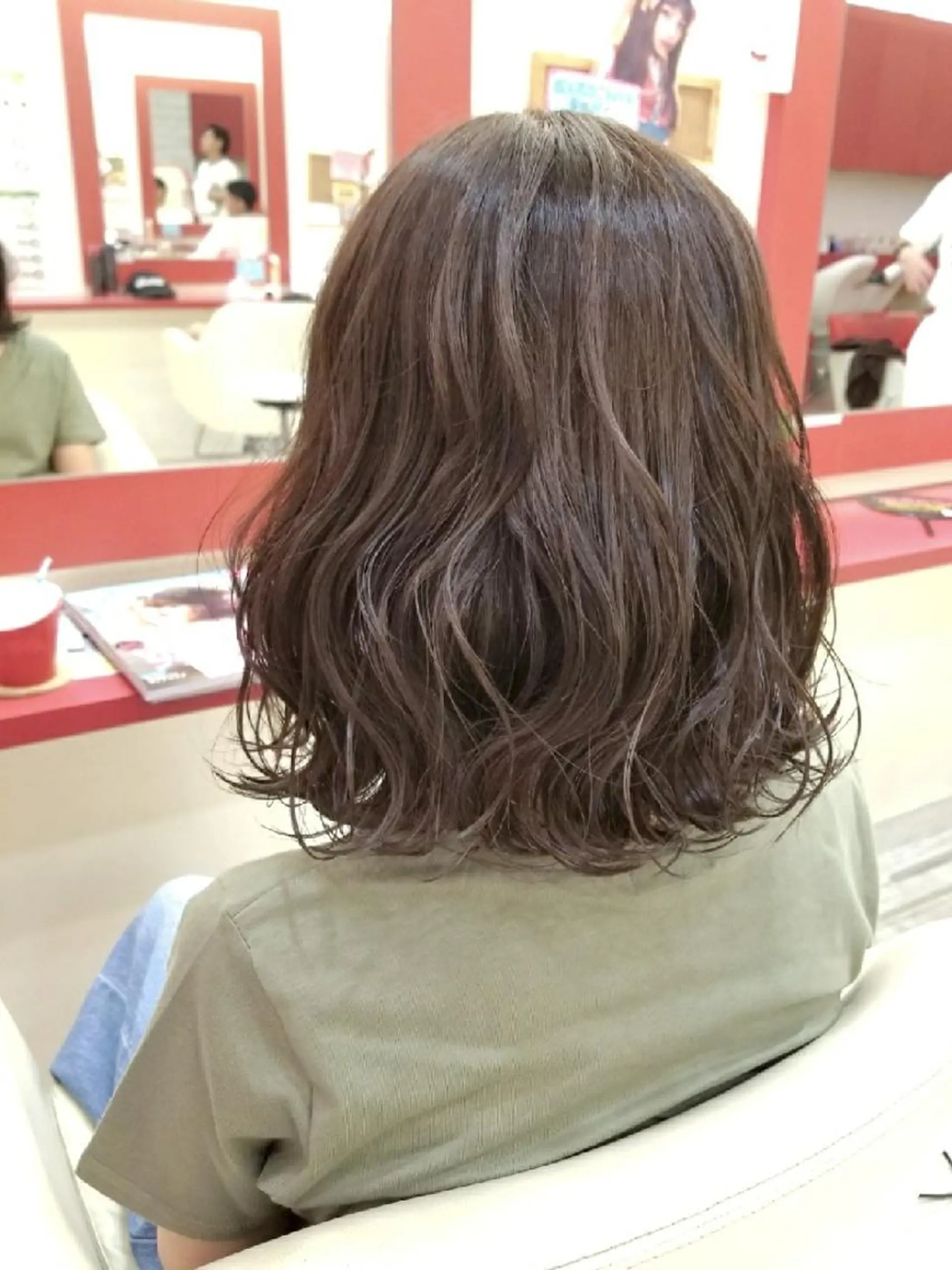 ミディアム カラー カット ヘアカラー トリートメント Le Lien カジのヘアスタイル