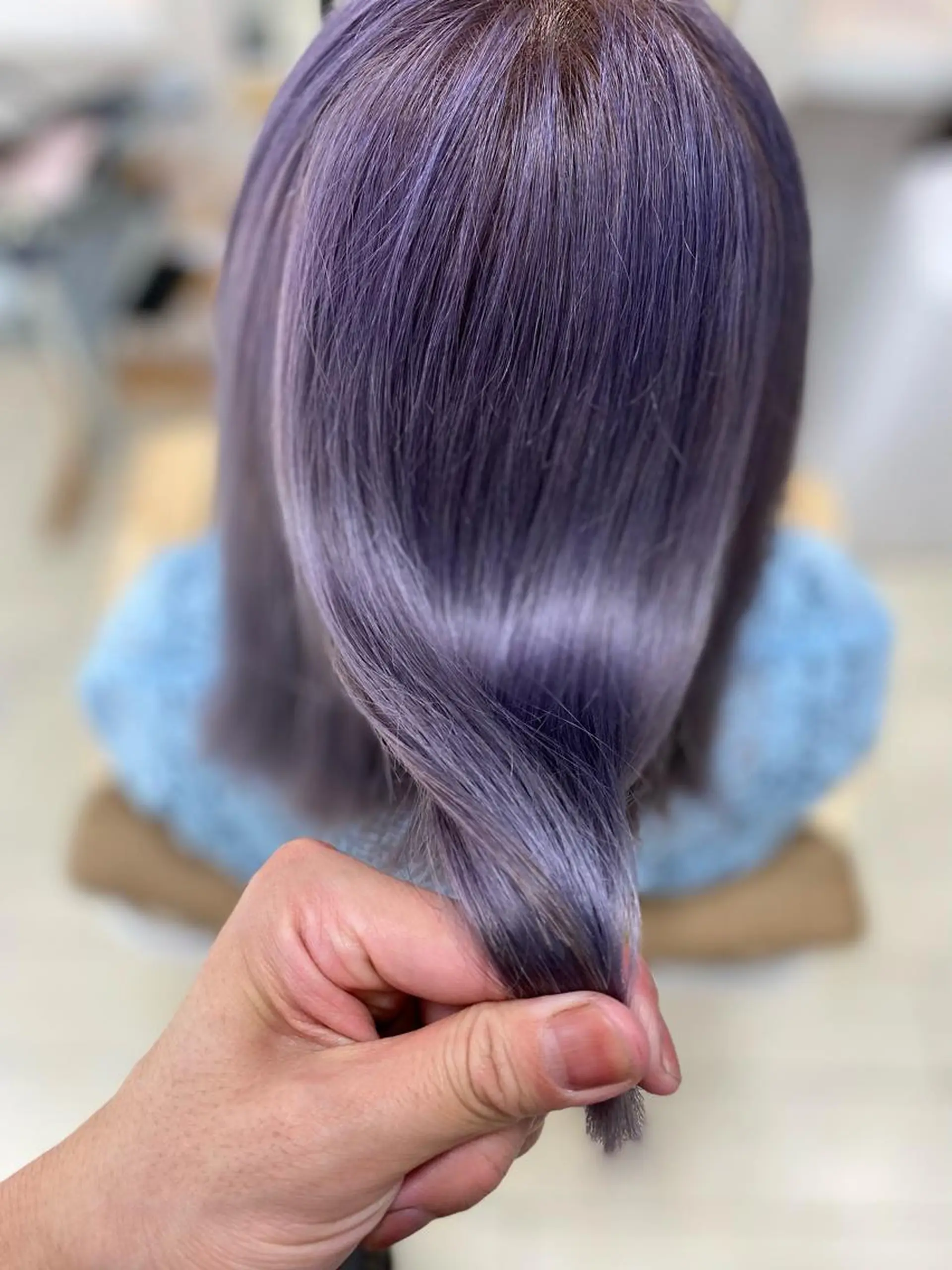 ミディアム カラー パーマ ヘアアレンジ メンズ キッズ ネイル マツエク・マツパ アイブロウ ヘアカラー トリートメント ブリーチ特化型✂️ ハイトーンカラー👨のヘアスタイル