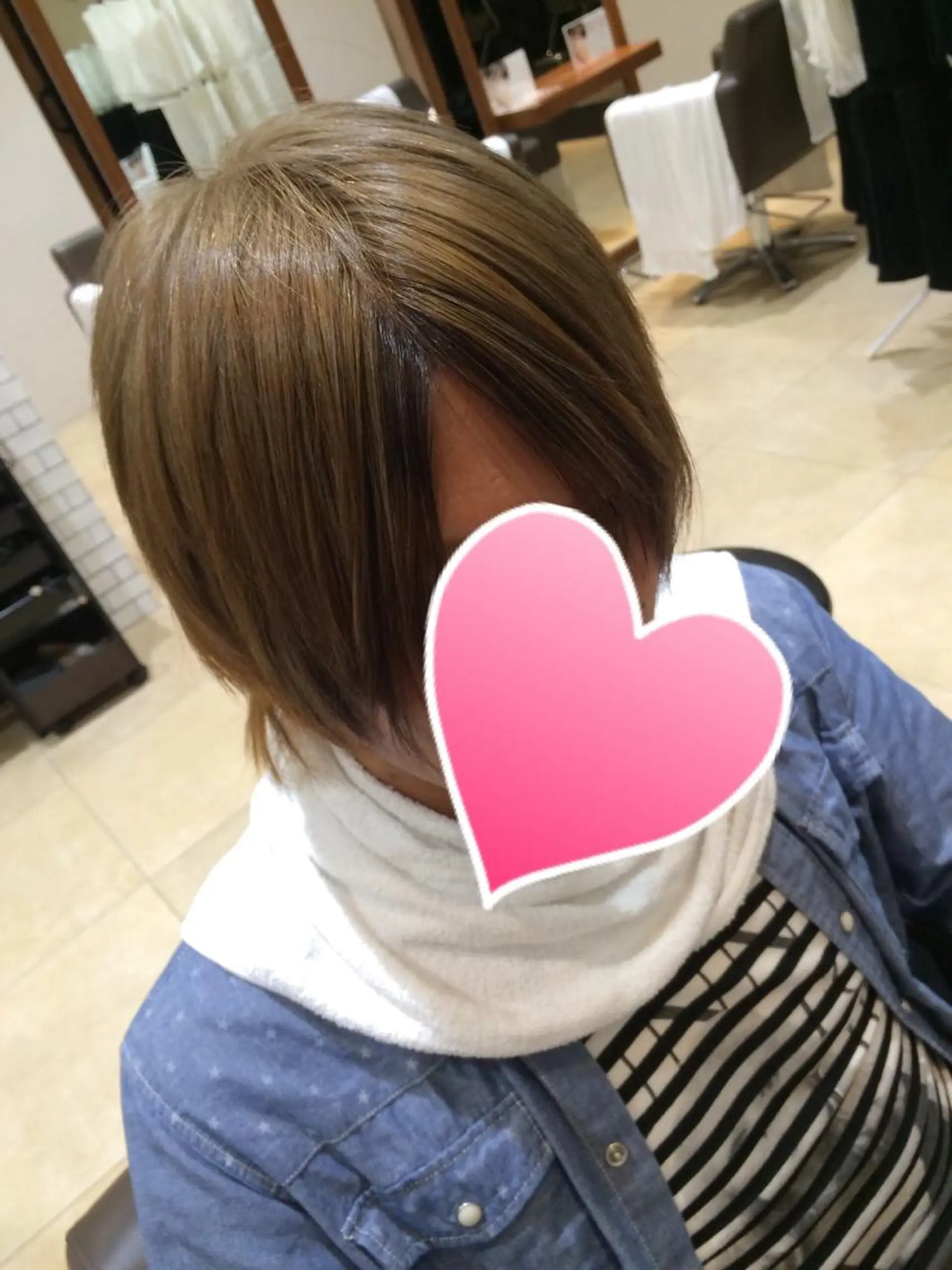 ショート カラー メンズ 黒髪 グレージュ 佐々木 好乃のヘアスタイル