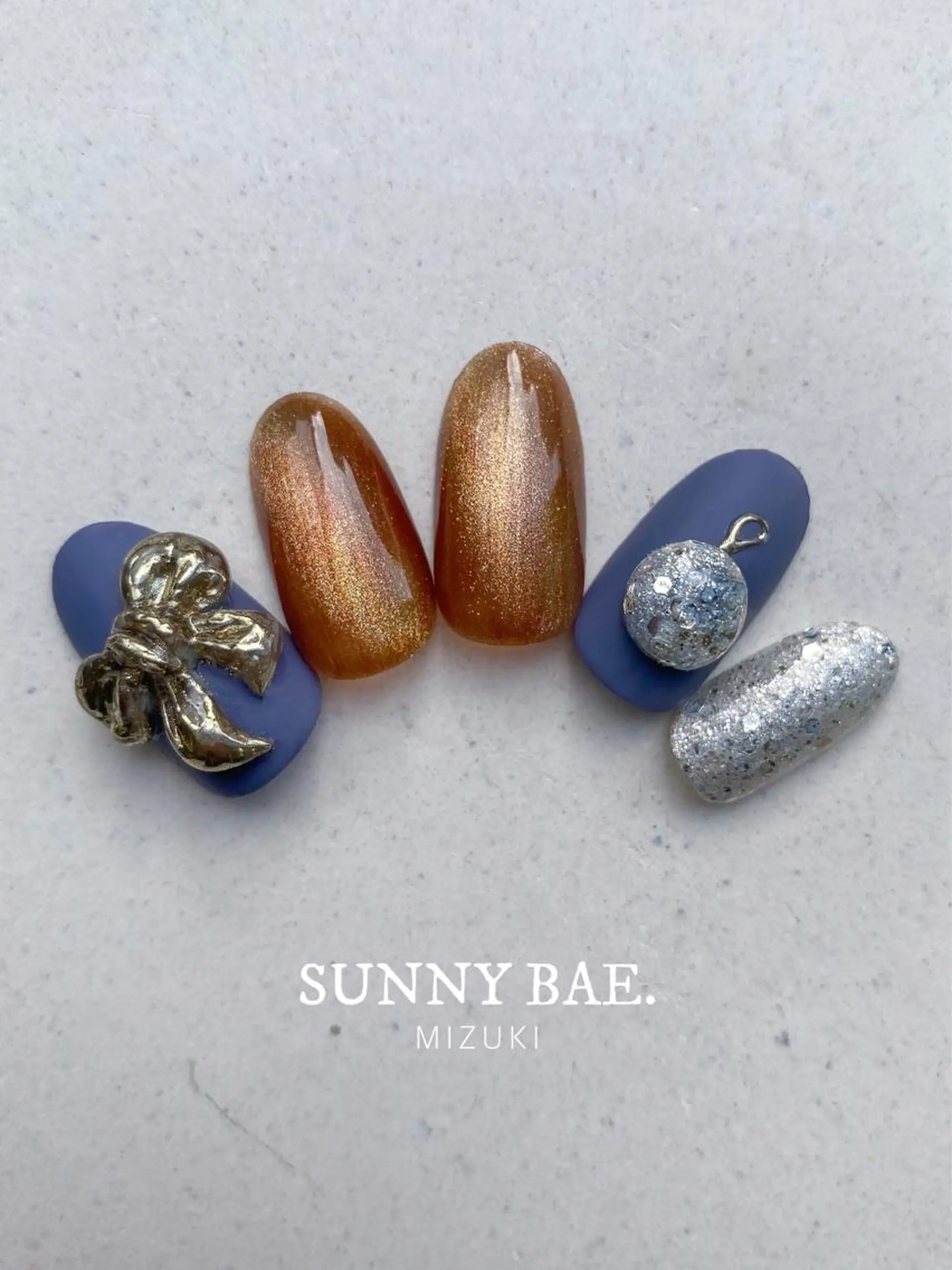 ネイル ジェルネイル ラメ(グリッター) マグネットネイル ミラーネイル リボン SUNNY BAE. 🌼MIZUKIのネイルデザイン