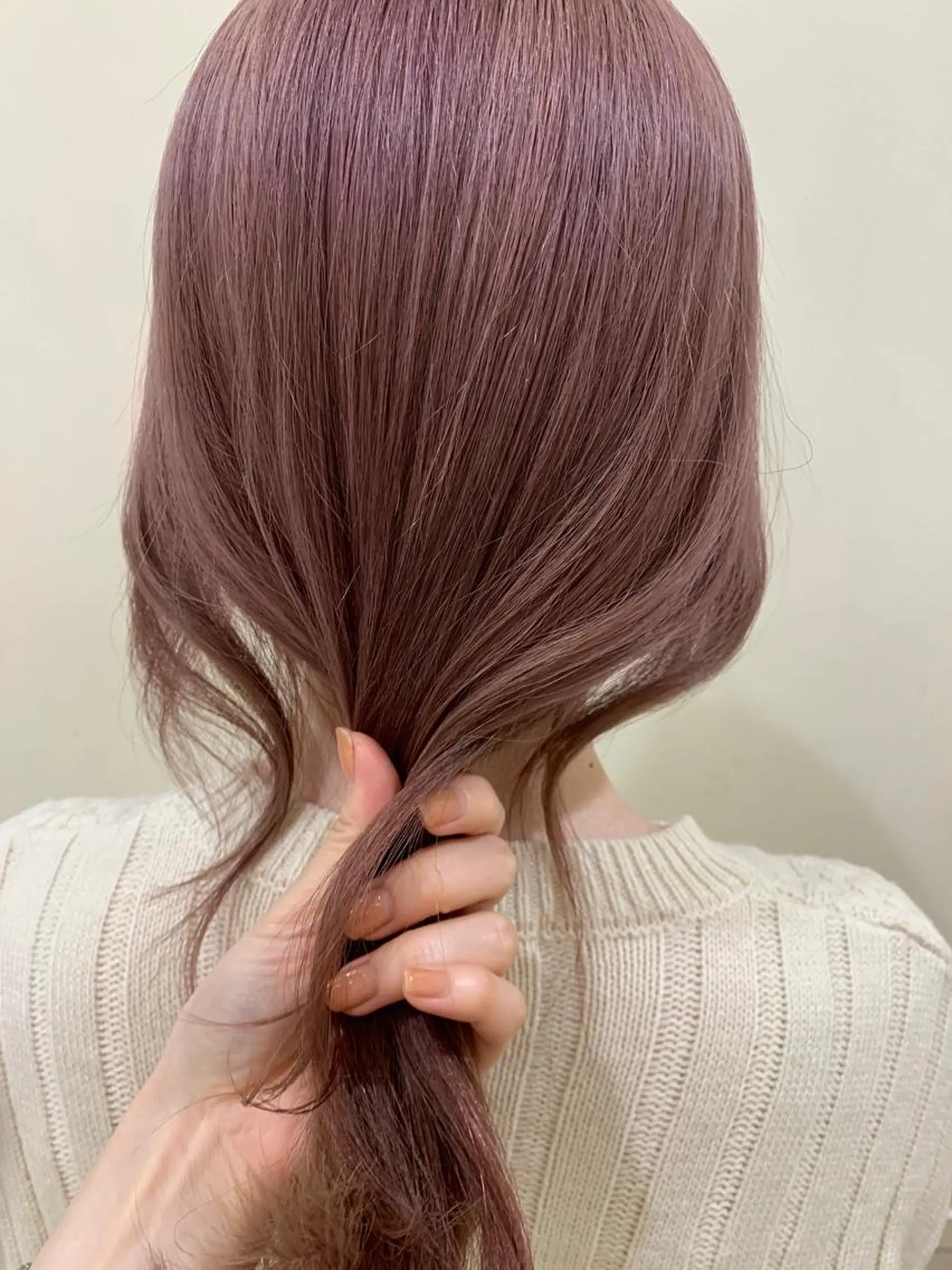 ミディアム カラー カット ヘアカラー トリートメント ぱつっとボブ/ 小野あかねのヘアスタイル