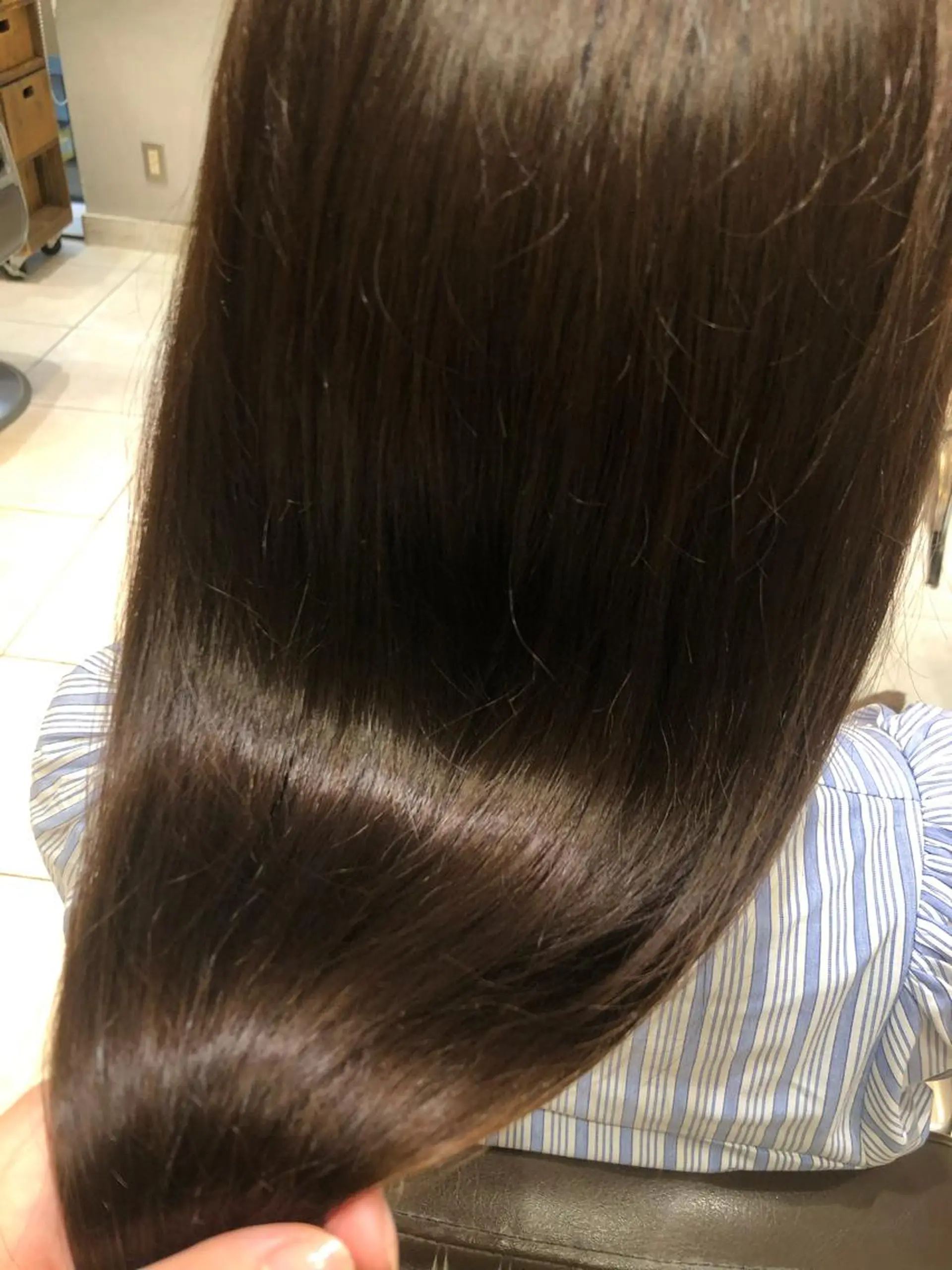 ロング 🩶赤み消しカラー 🐈‍⬛荻野美思🐾のヘアスタイル