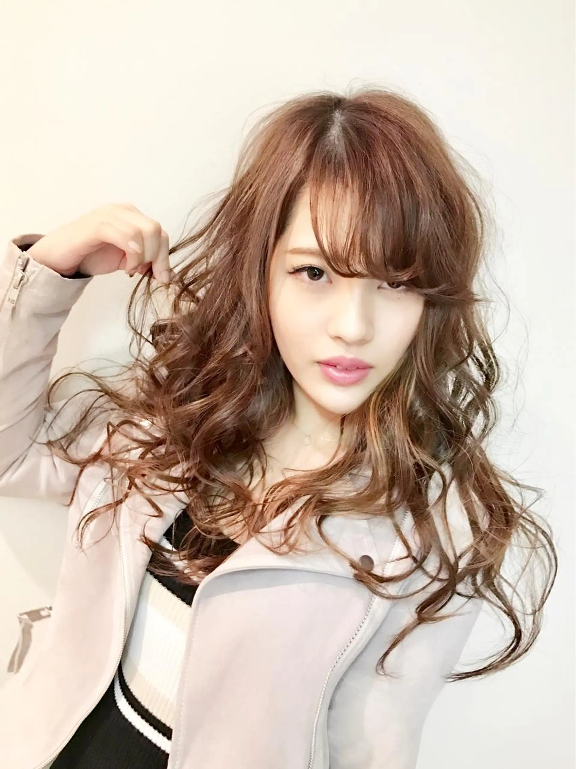 ロング カラー パーマ ヘアアレンジ backstage.AZ所属・吉川 宙翔のヘアスタイル