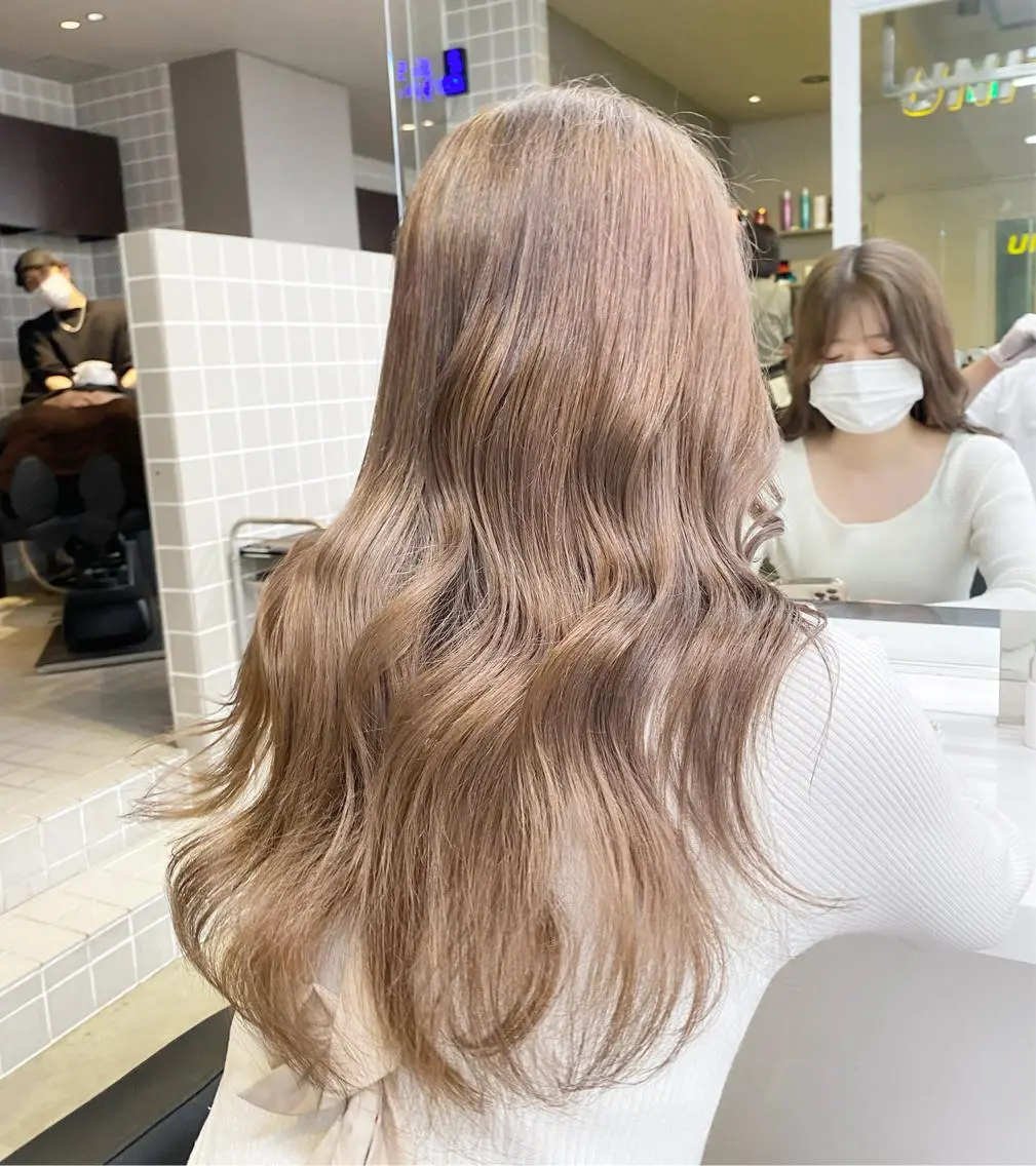 ロング カラー ヘアカラー トリートメント ヘアセット 韓国/トレンド レイヤー【101】のヘアスタイル