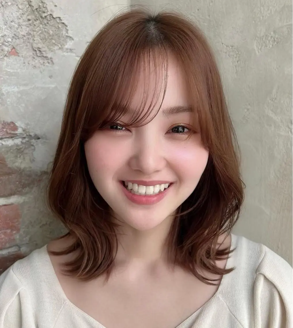 ミディアム くびれヘア レイヤーカット 🧡くびれヘア/前髪 顔周り🧡久原結衣のヘアスタイル