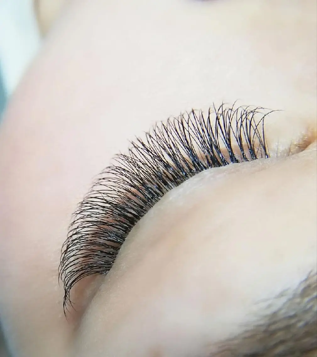 マツエク・マツパ ボリュームラッシュ LATTE eyelashのマツエク・マツパデザイン