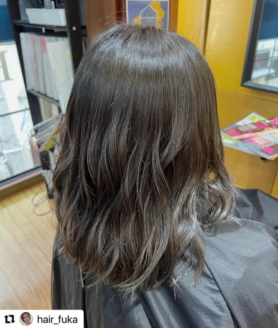 ミディアム カラー メンズ ミストバング ベージュカラー ダブルカラー フェイスフレーミング グラデーションカラー 🩷Eny terrace🩷のヘアスタイル