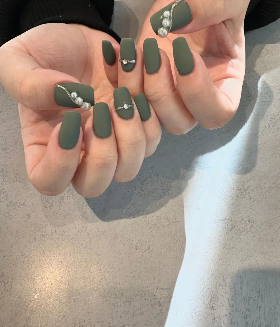 ネイル マットネイル ワンカラーネイル ハンドネイル Baden Nail ﾊﾞ-ﾃﾞﾝ ﾈｲﾙのネイルデザイン