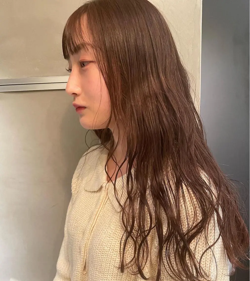 ロング カラー カット ヘアカラー 大人girly🛋️ 🤍yukakoのヘアスタイル