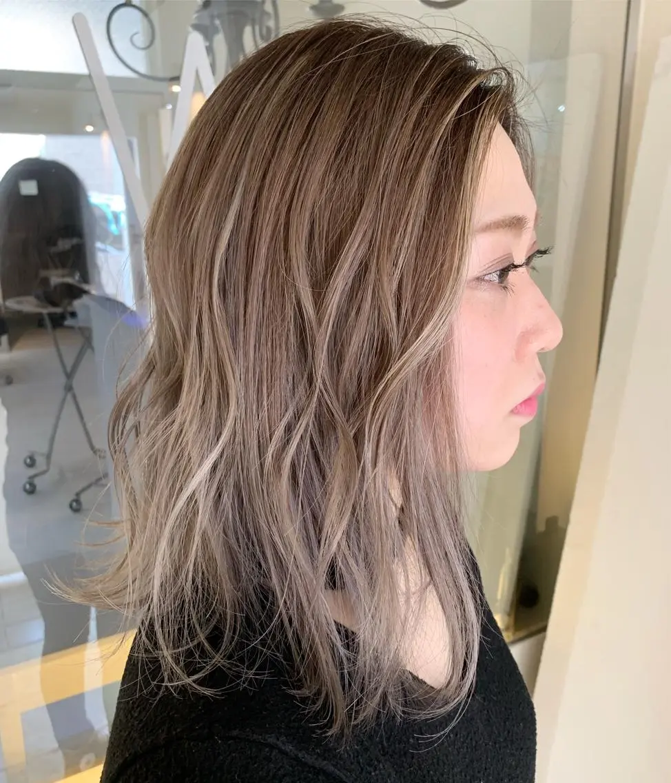 ミディアム ハイライト 渡辺 健太のヘアスタイル