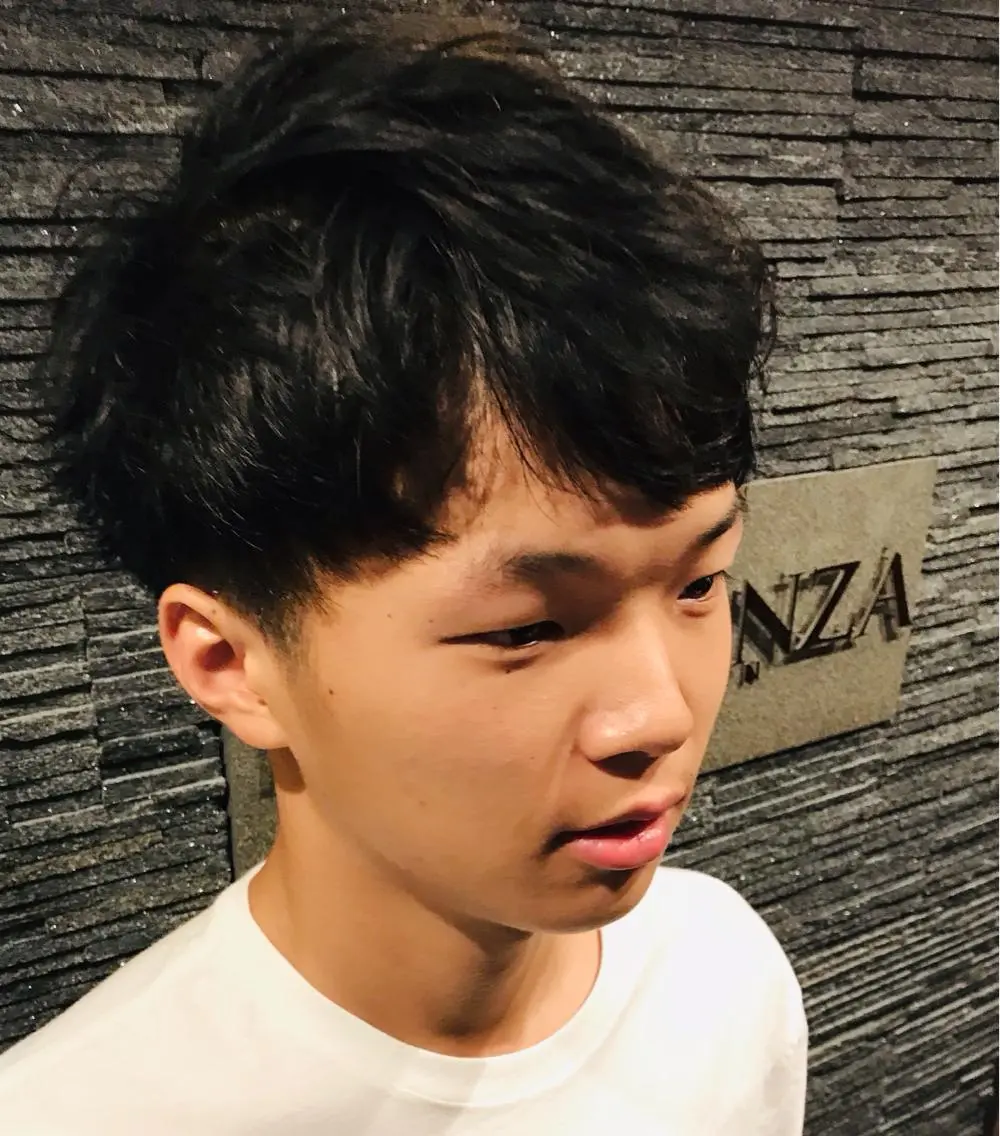 ミディアム メンズ カット パーマ ギンザ ヒロのヘアスタイル