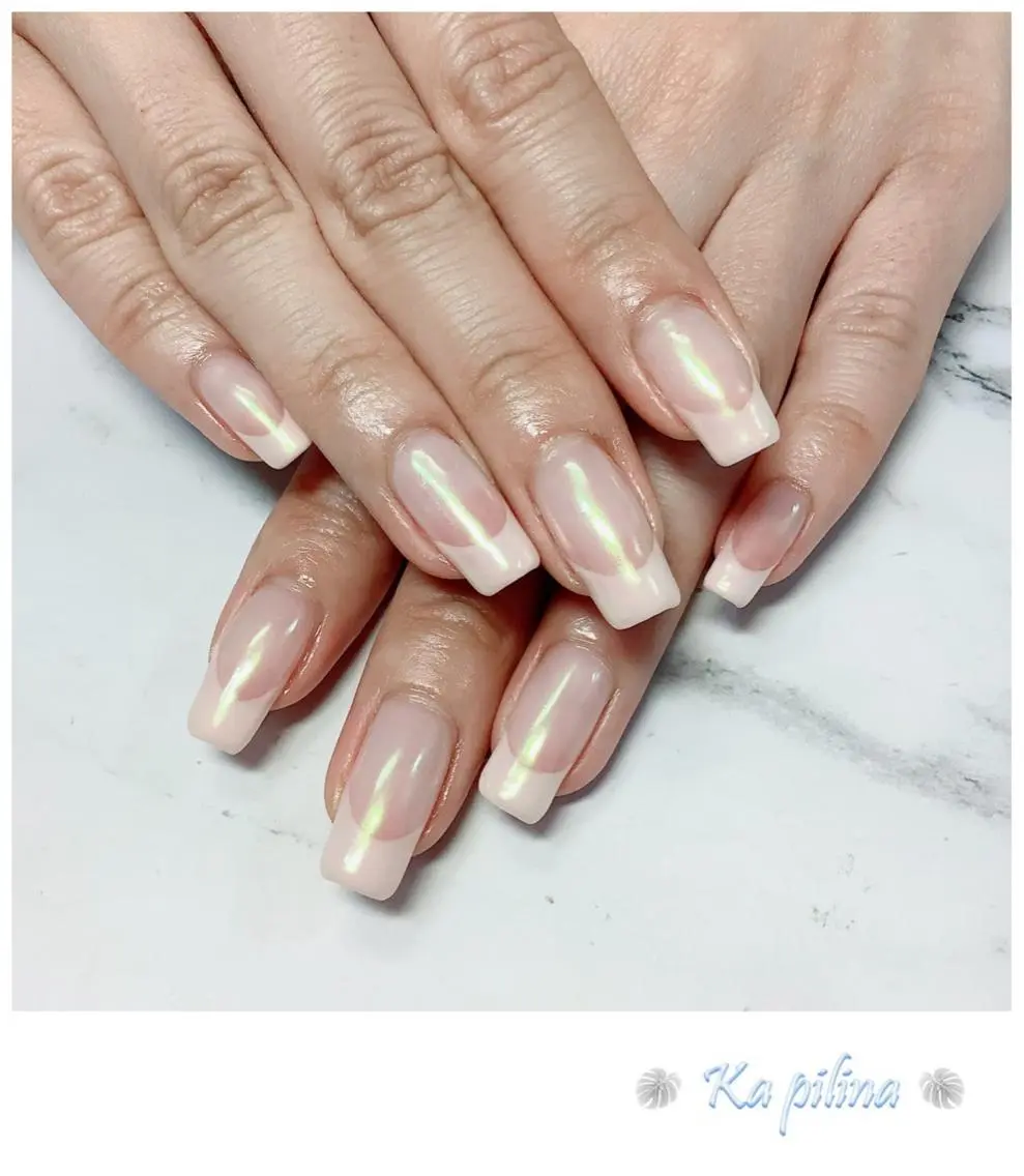 ネイル オーロラネイル フレンチネイル オフィスネイル シンプルネイル Nail salon Ka pilinaのネイルデザイン