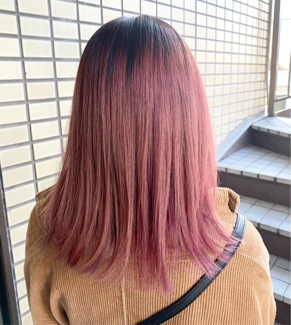 カラー グラデーションカラー ピンクカラー 渡辺 健太のヘアスタイル