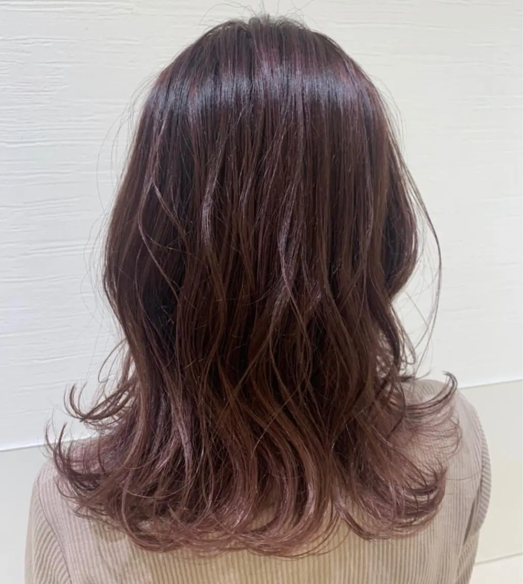 セミロング カラー ハイライトカラー ラベンダーカラー ハイライト arch by kenjeのヘアスタイル