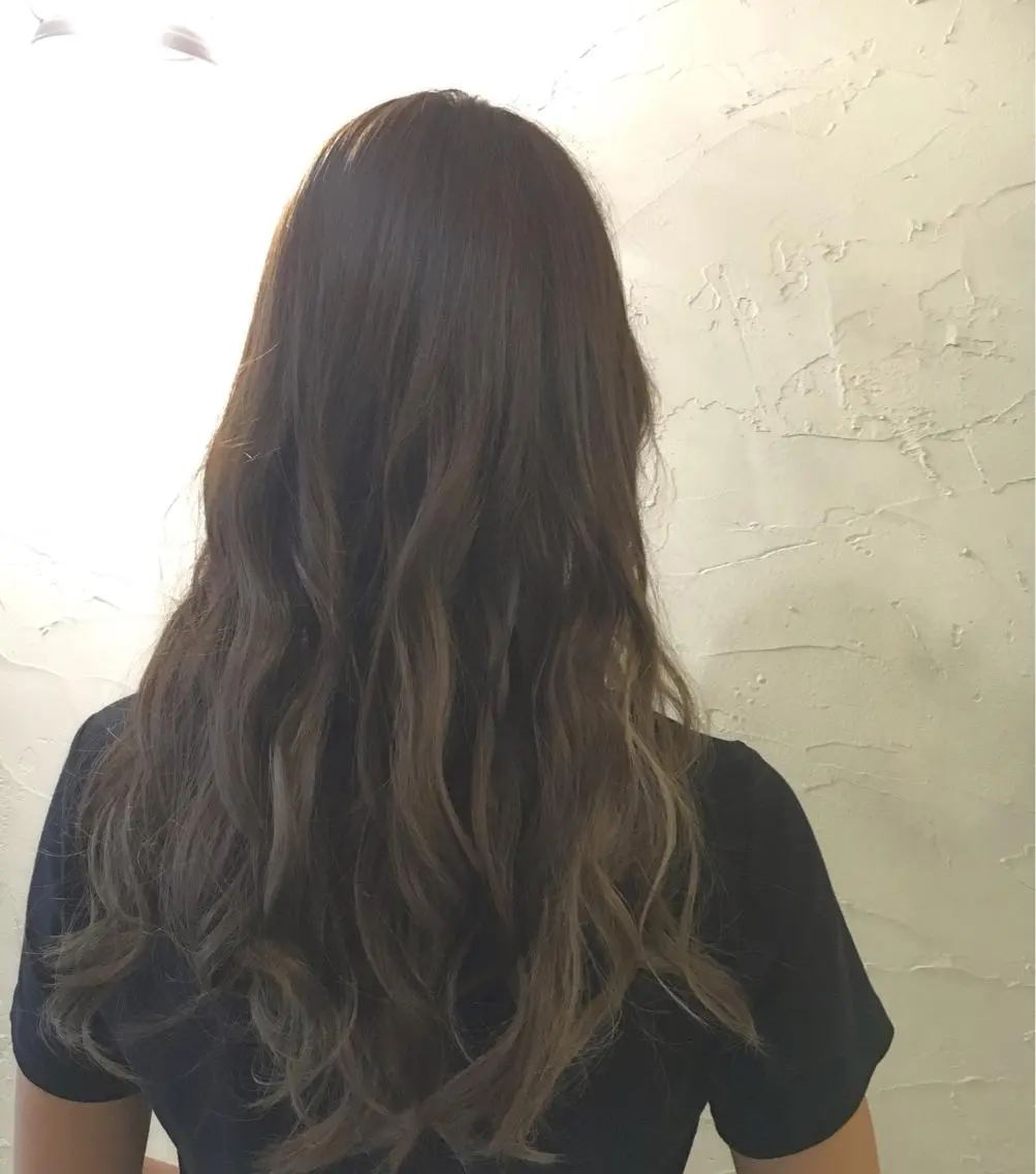 ロング カラー LoRE hair 四条河原町　西尾友里のヘアスタイル