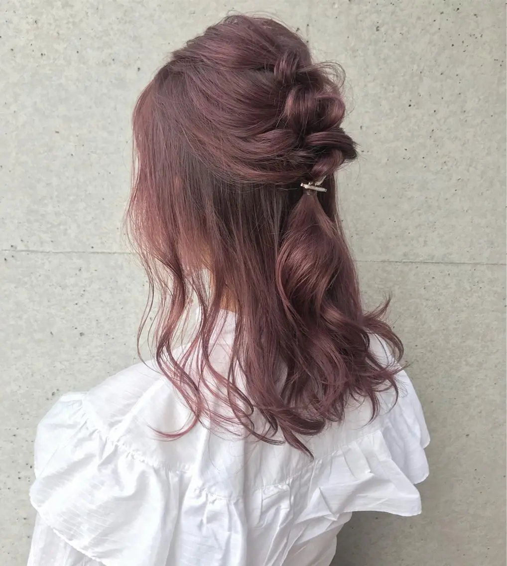 セミロング カラー ヘアアレンジ ピンクカラー Satsuki ✂︎♡のヘアスタイル