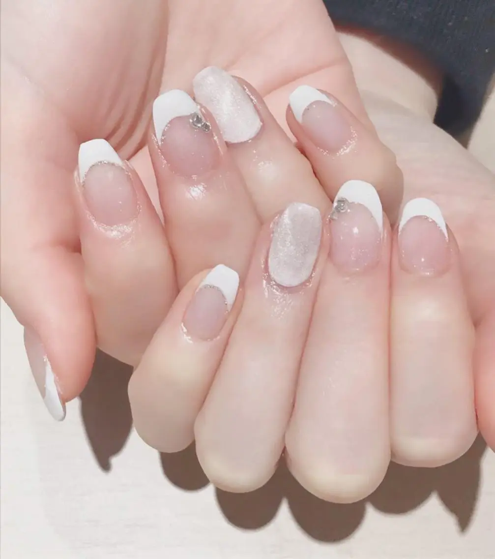 ネイル カジュアル フレンチネイル ジェルネイル マグネットネイル 冬ネイル Nyanco Nailのネイルデザイン