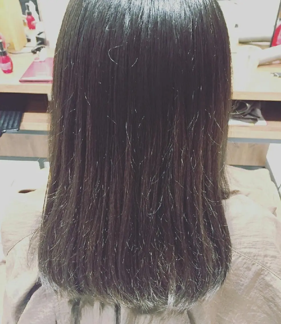 ミディアム カラー EARTH所沢店長 髪質改善 岡本 勇人のヘアスタイル