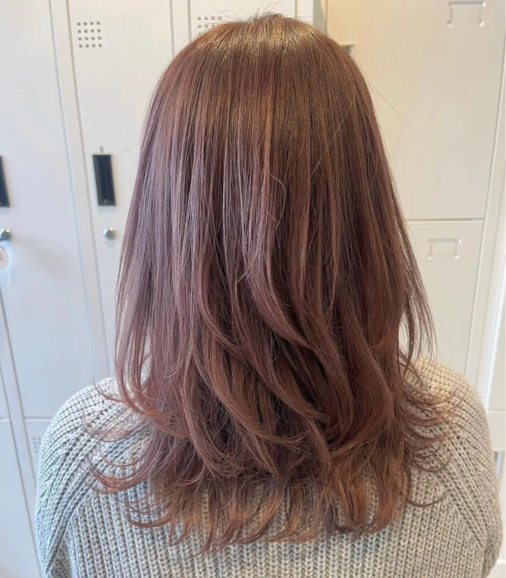 ミディアム レイヤーカット .sirohair momoka🫧のヘアスタイル