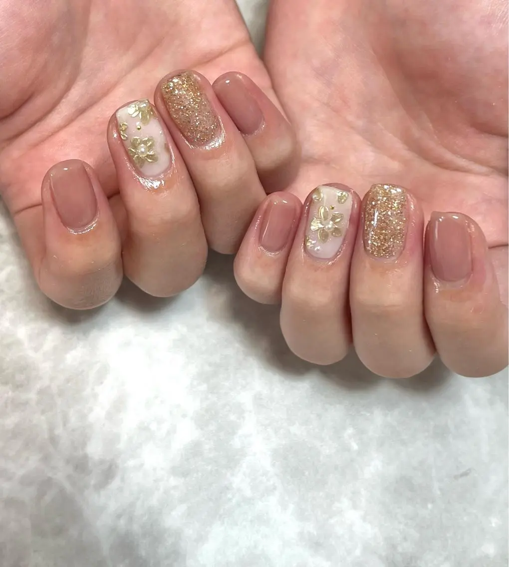 ネイル アートネイル フラワーネイル ジェルネイル キラキラネイル 韓国ネイル nails' it...のネイルデザイン