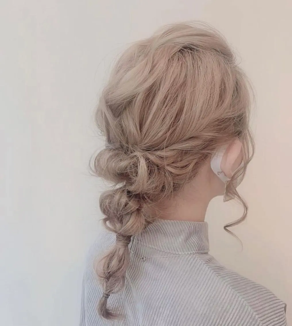 セミロング ヘアアレンジ 成人式 ヘアセット 竹野 実優のヘアスタイル