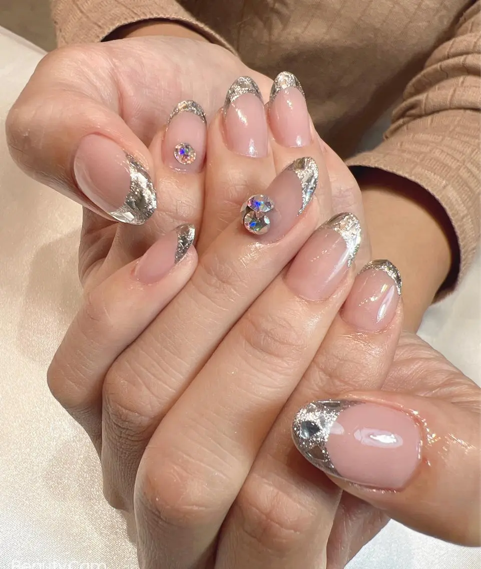 ネイル フレンチネイル ガラスフレンチ ハンドネイル bijou nails 蓮のネイルデザイン