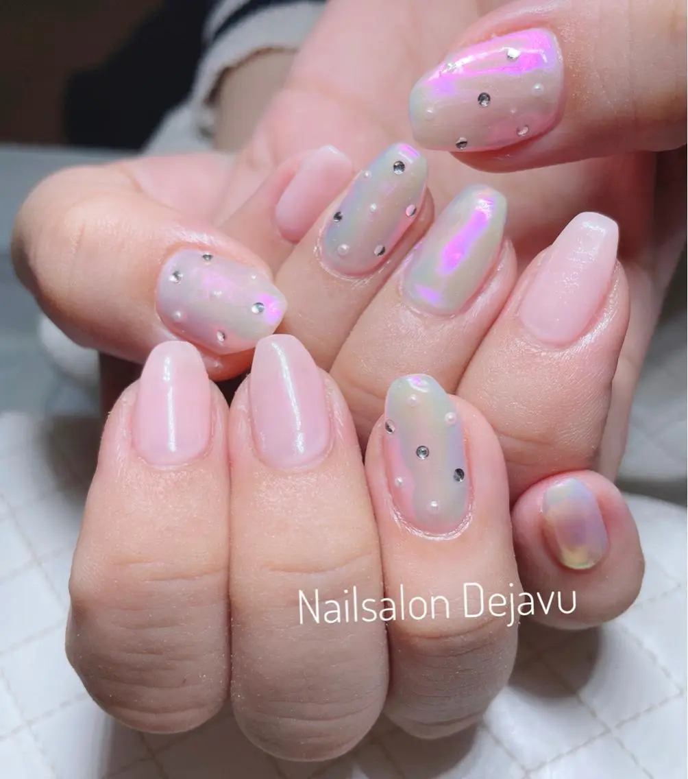 ネイル アートネイル オーロラネイル ジェルネイル ミラーネイル 持ち込み Nail salon Dejavu 🌿のネイルデザイン