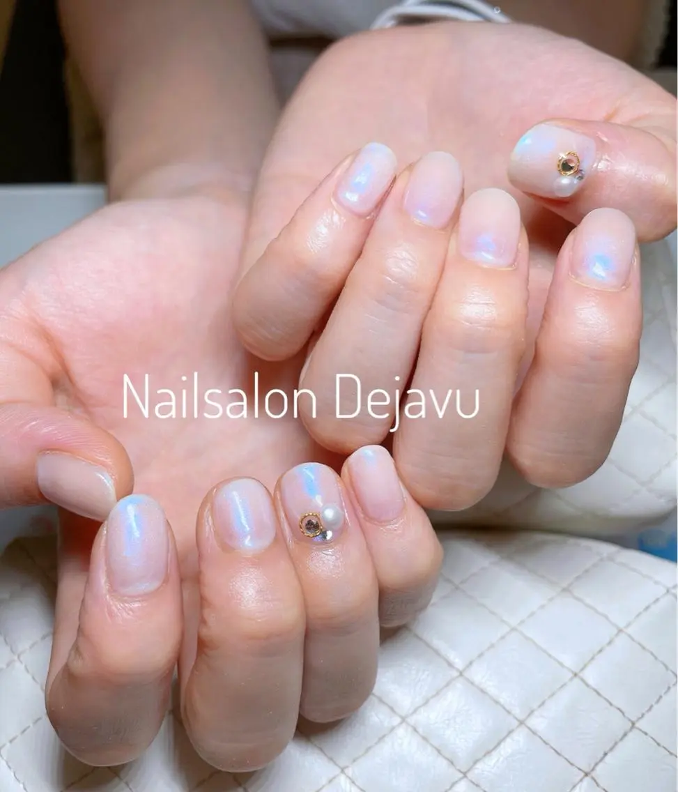 ネイル アートネイル オーロラネイル ブルー ジェルネイル ミラーネイル ハンドネイル Nail salon Dejavu 🌿のネイルデザイン