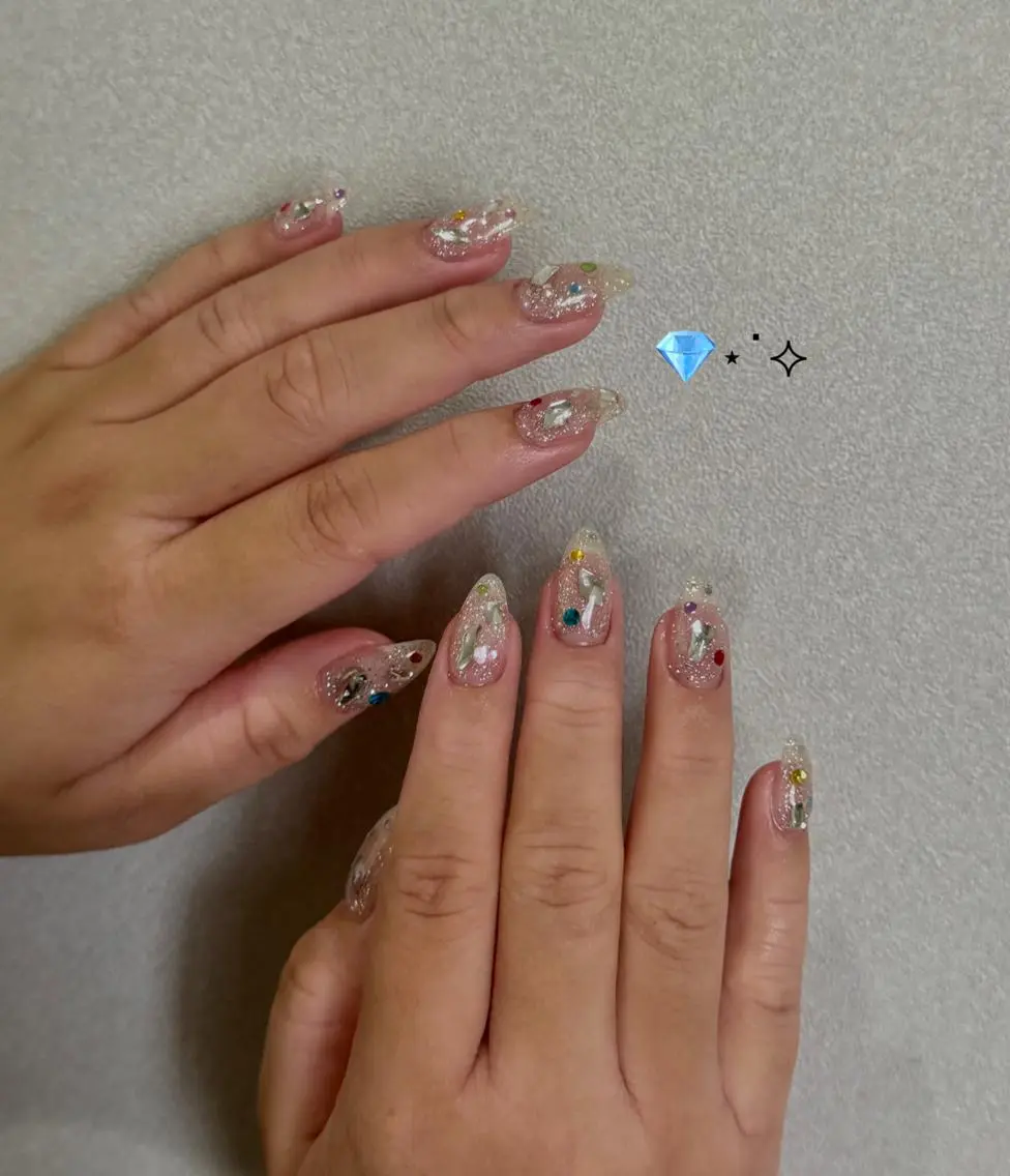 ネイル PEEKABOO 旧:momo京橋のネイルデザイン